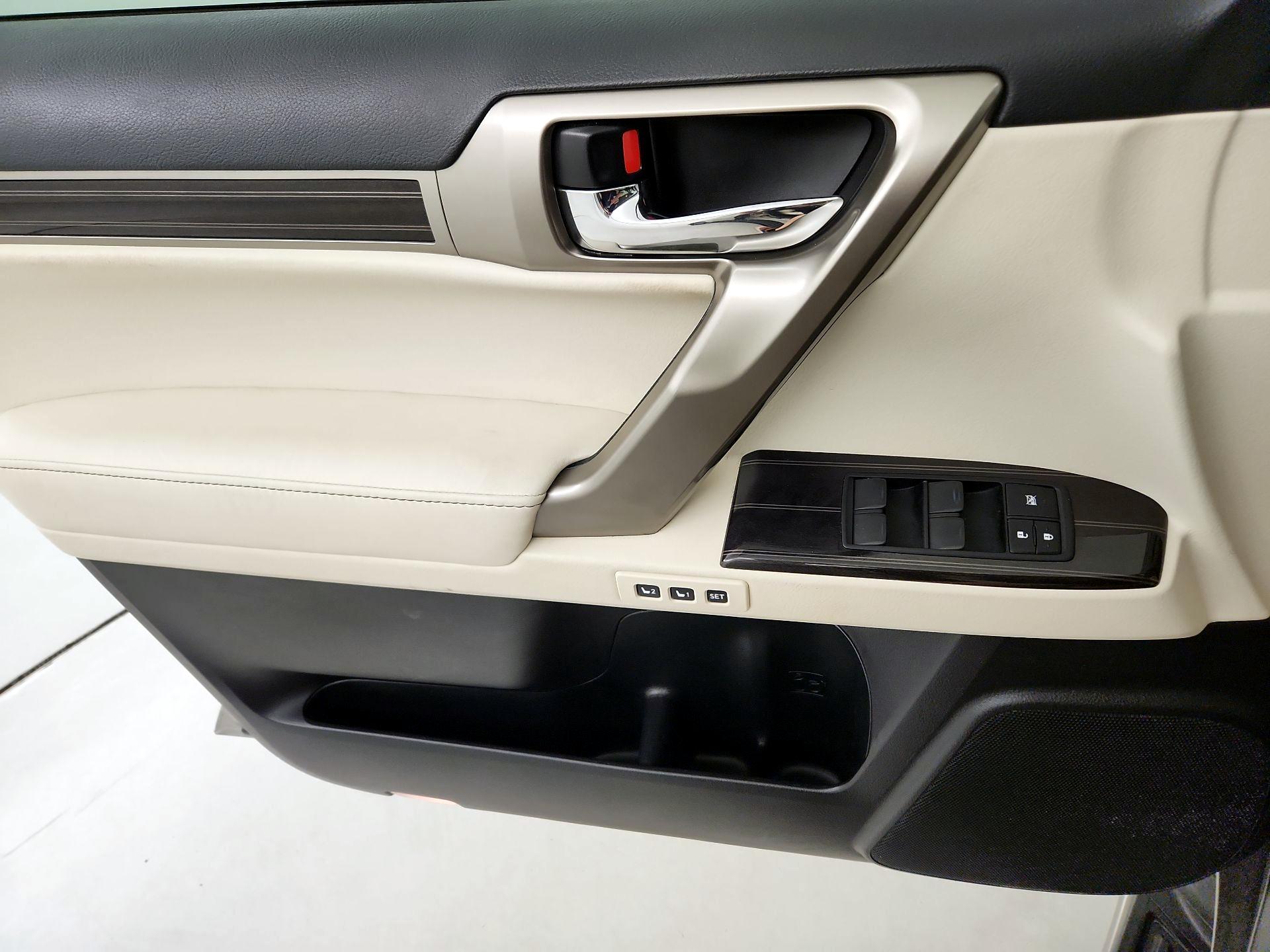 Thumbnail: 2020 Lexus GX - 12