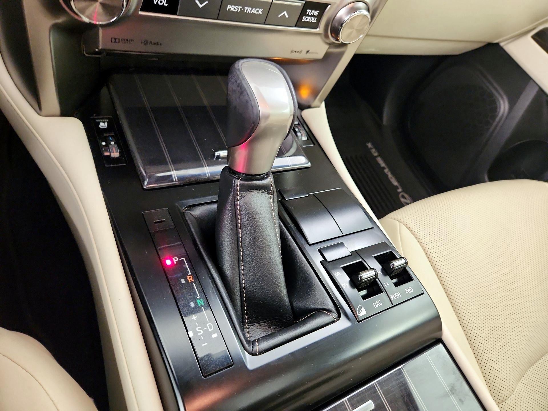 Thumbnail: 2020 Lexus GX - 18