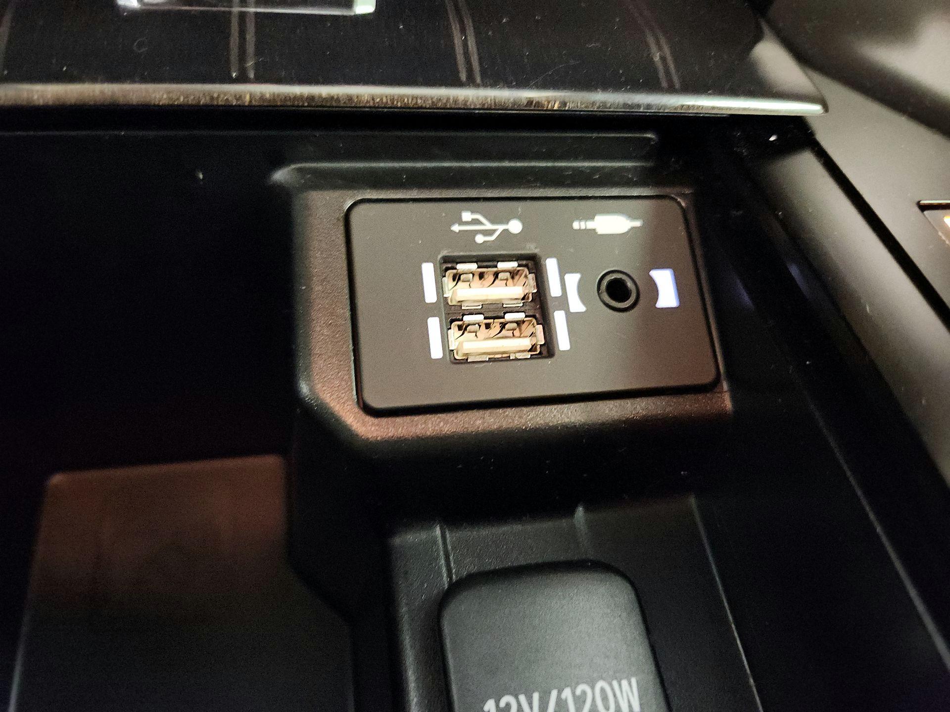 Thumbnail: 2020 Lexus GX - 19