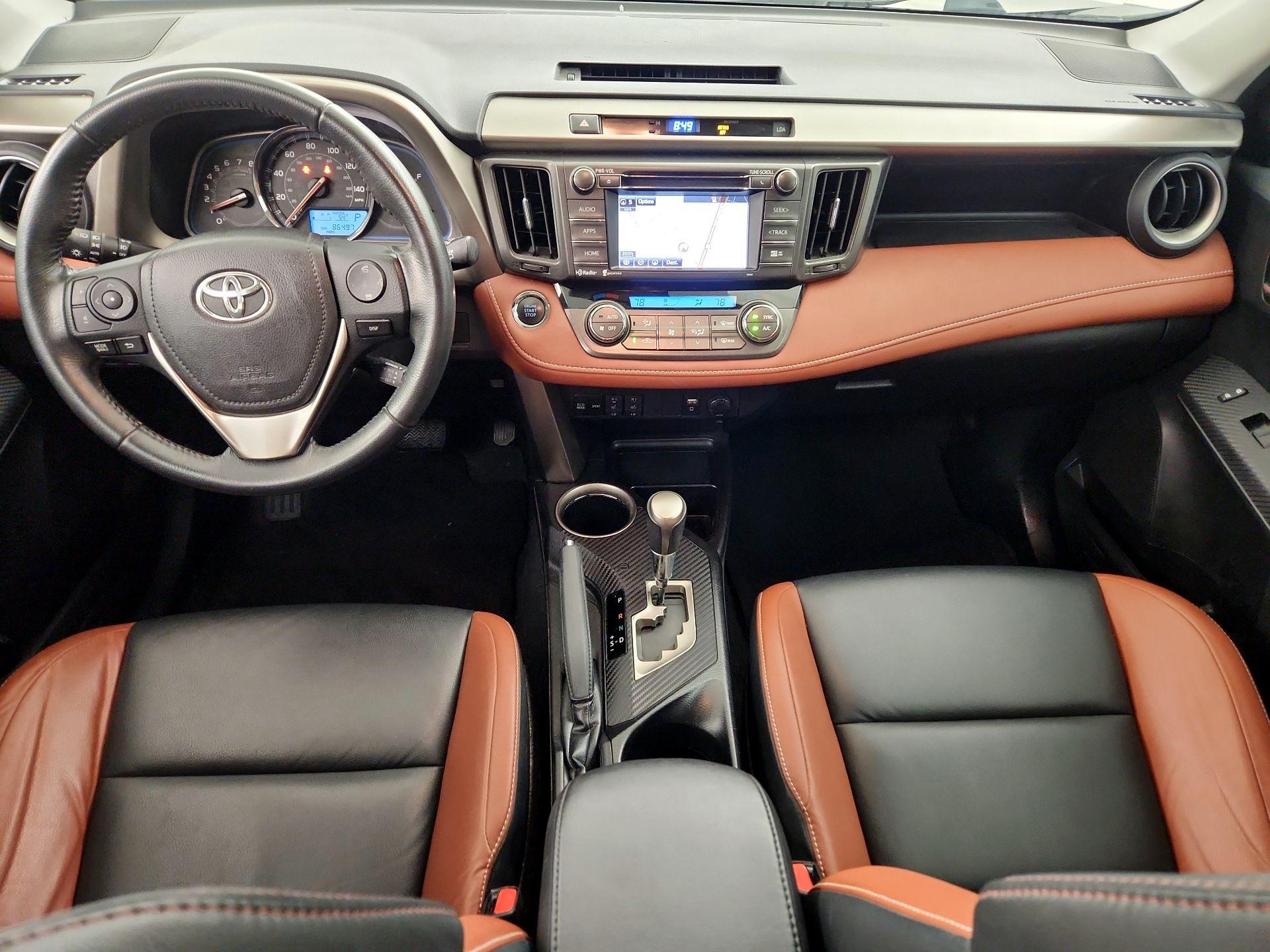 Thumbnail: 2015 Toyota RAV4 - 9