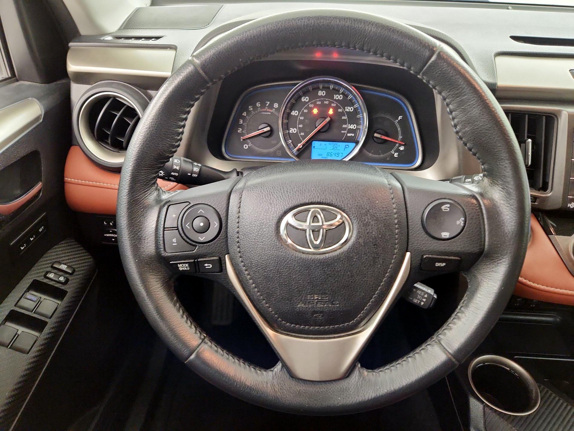 Thumbnail: 2015 Toyota RAV4 - 10