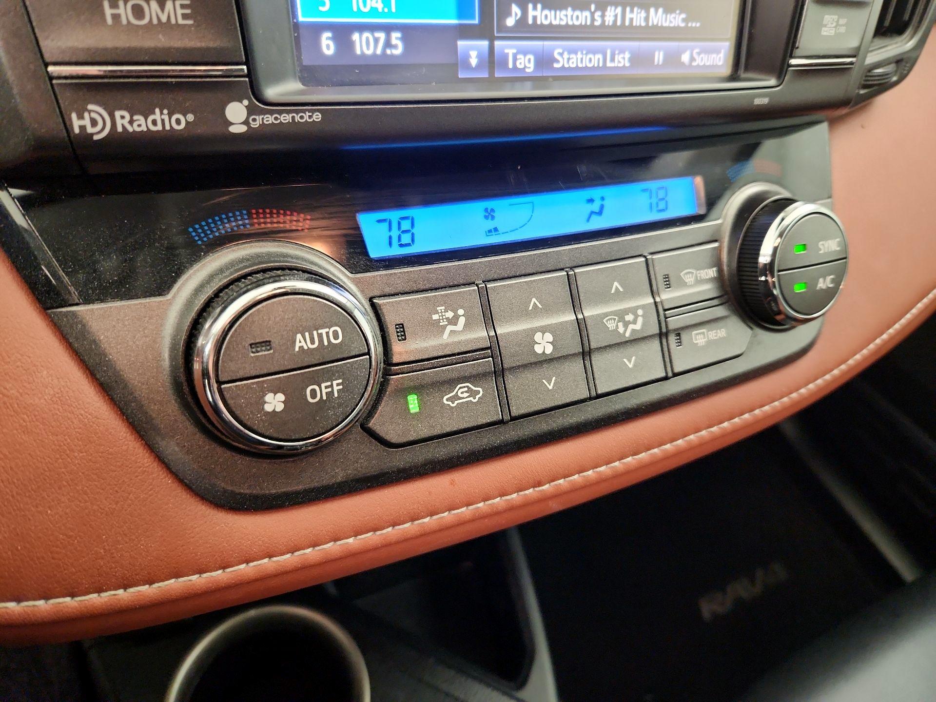 Thumbnail: 2015 Toyota RAV4 - 17