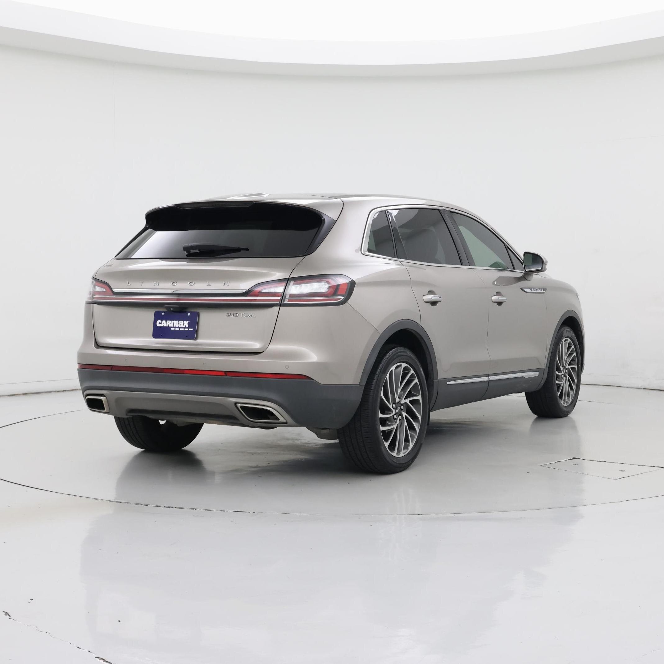 Thumbnail: 2020 Lincoln Nautilus - 8