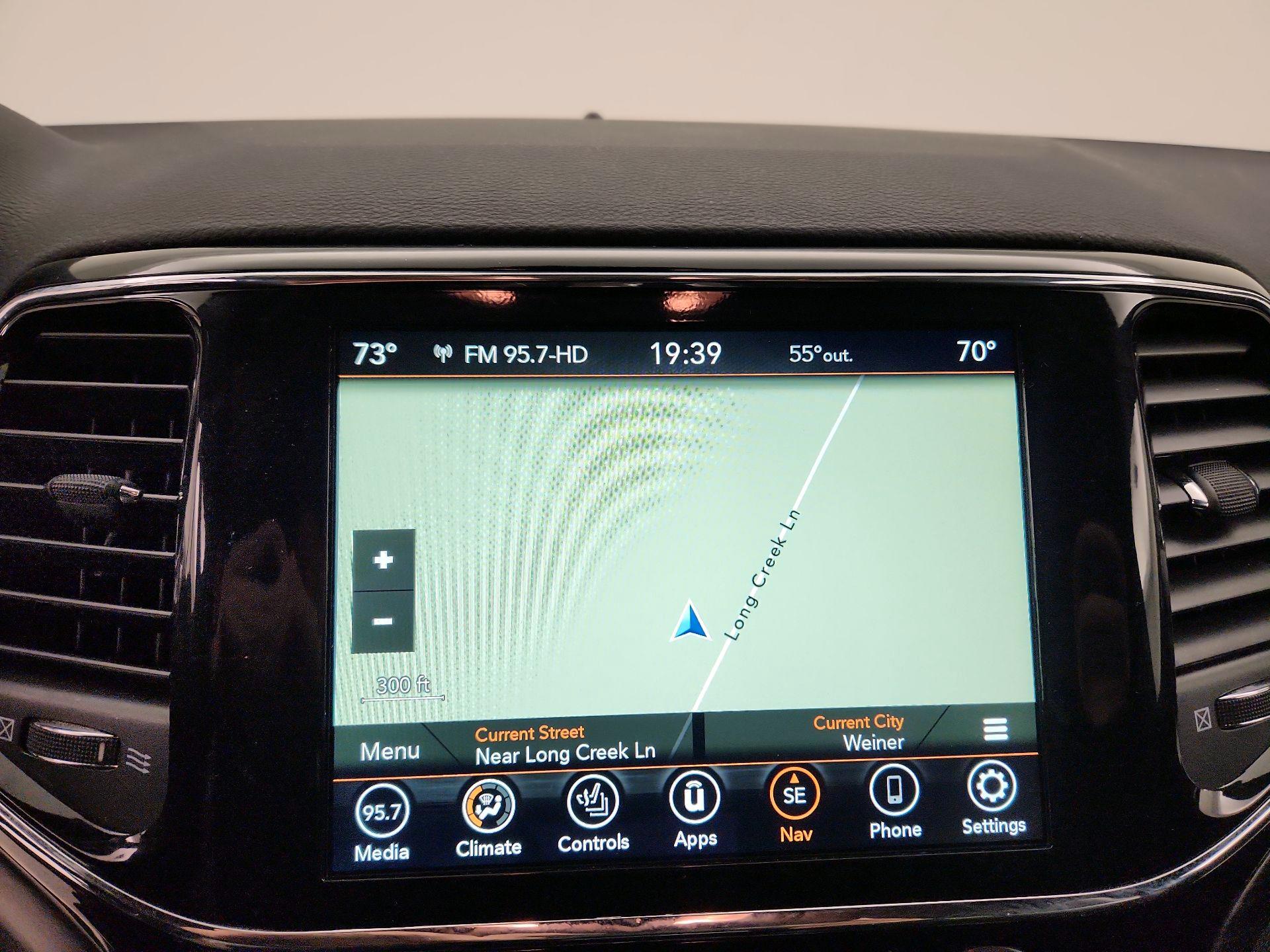 Thumbnail: 2021 Jeep Grand Cherokee - 14