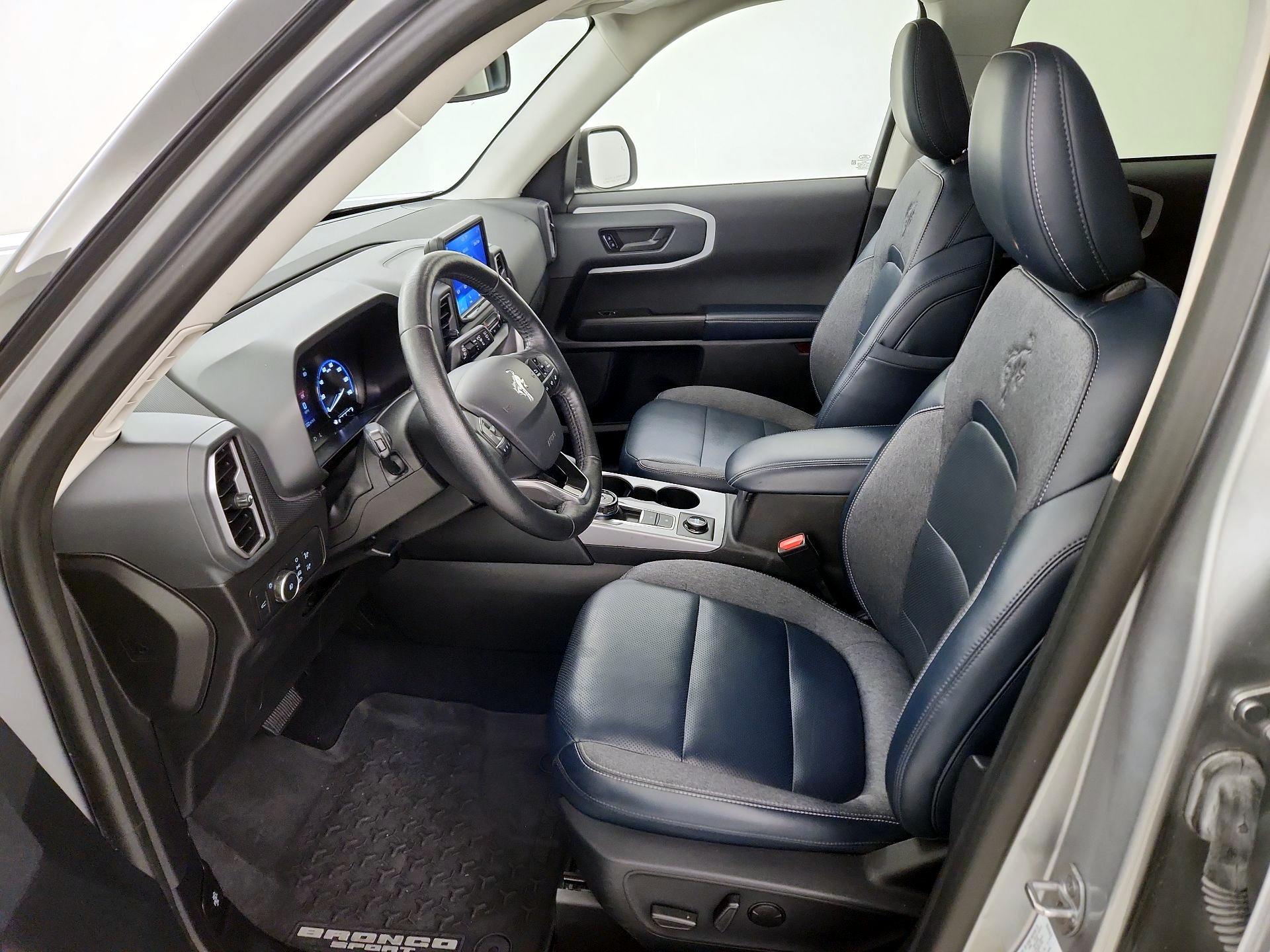 Thumbnail: 2021 Ford Bronco Sport - 11