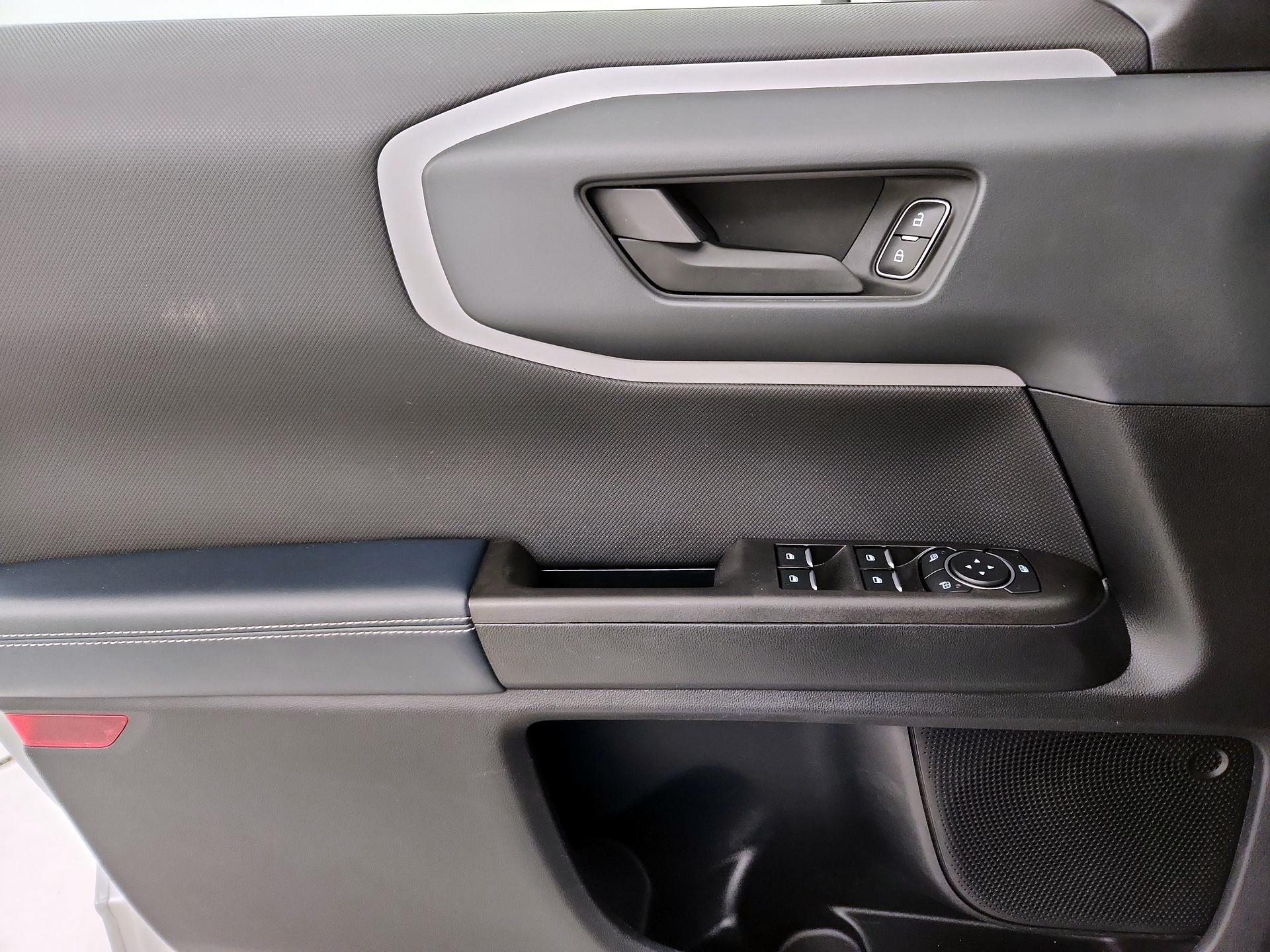 Thumbnail: 2021 Ford Bronco Sport - 12