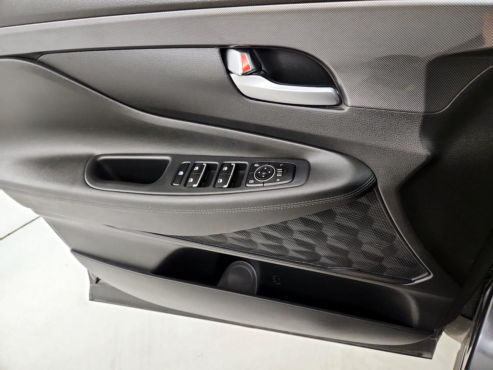 Thumbnail: 2021 Hyundai Santa Fe - 12