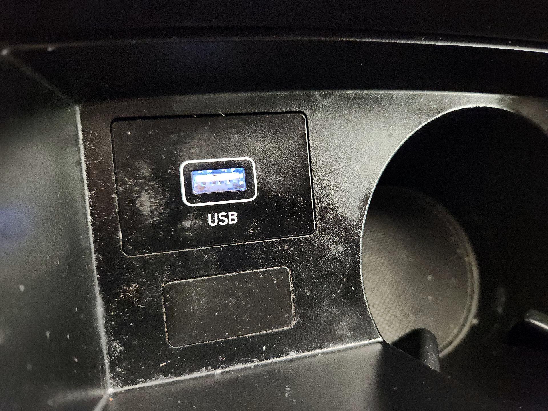 Thumbnail: 2021 Hyundai Santa Fe - 18