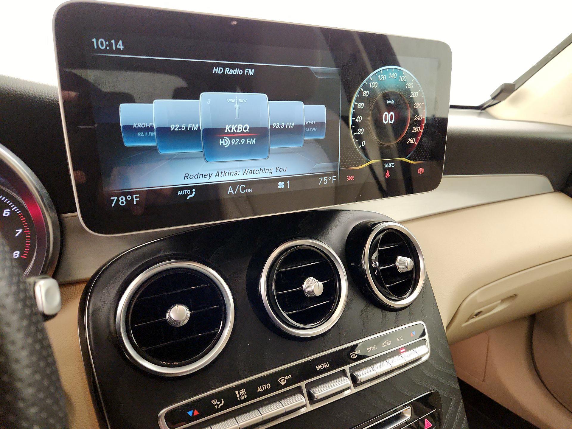 Thumbnail: 2019 Mercedes-Benz GLC - 16