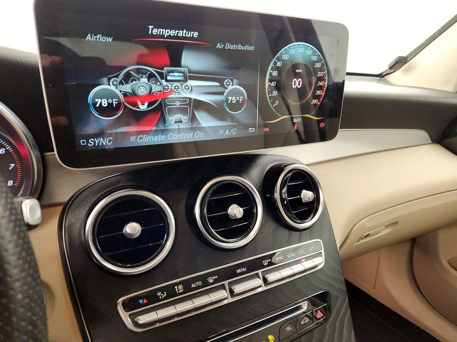 Thumbnail: 2019 Mercedes-Benz GLC - 17