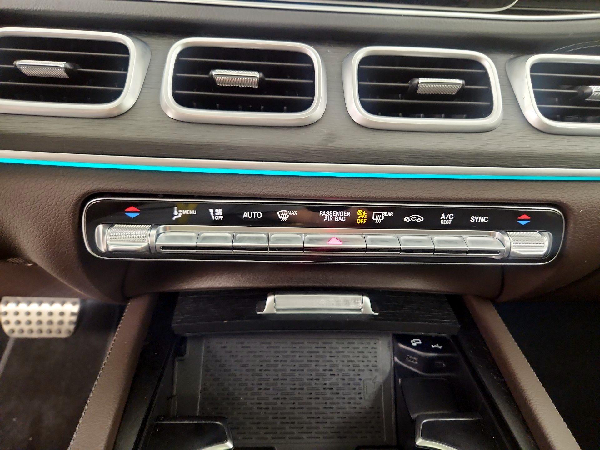 Thumbnail: 2023 Mercedes-Benz GLS - 17