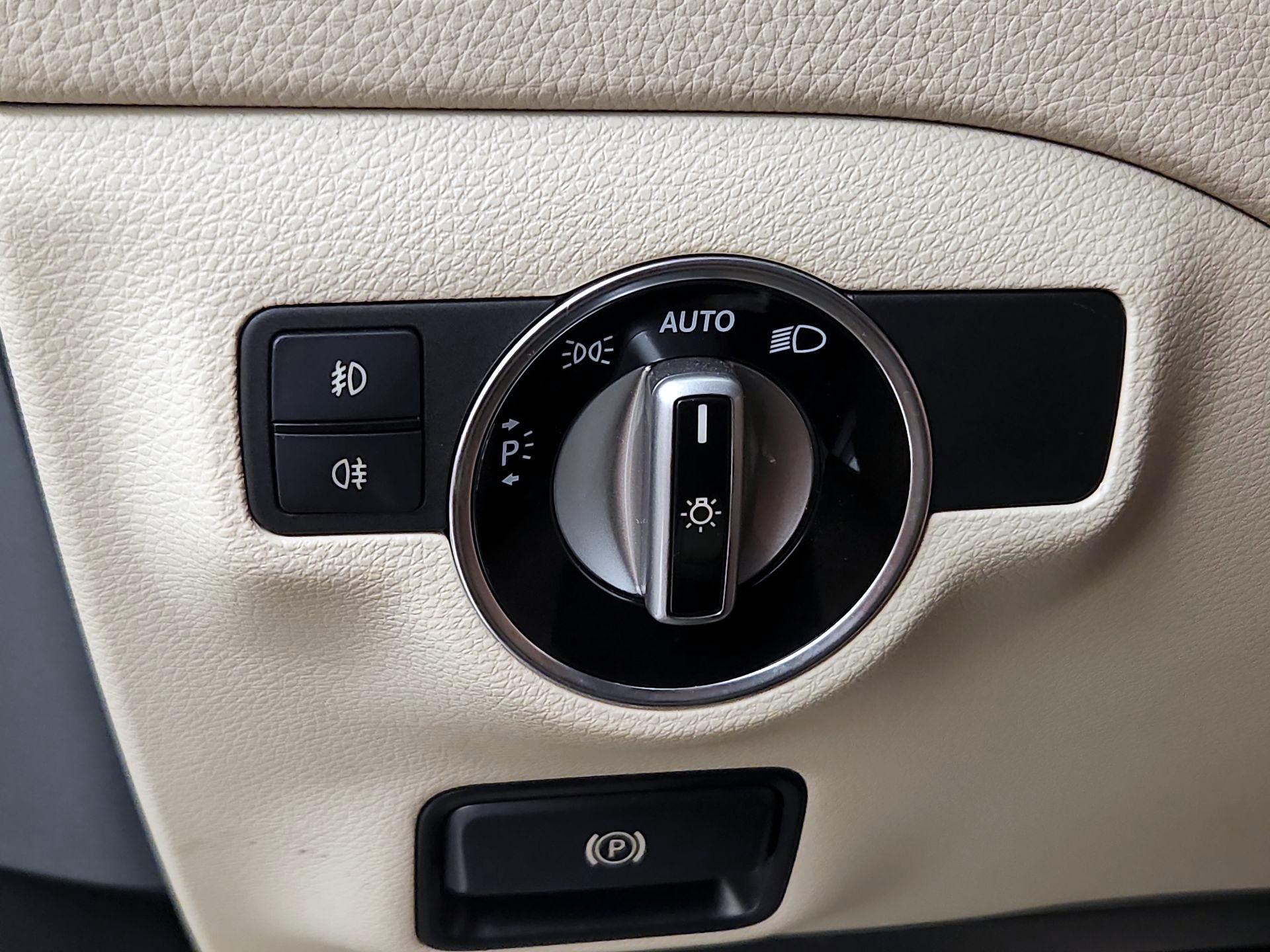 Thumbnail: 2020 Mercedes-Benz GLA - 13