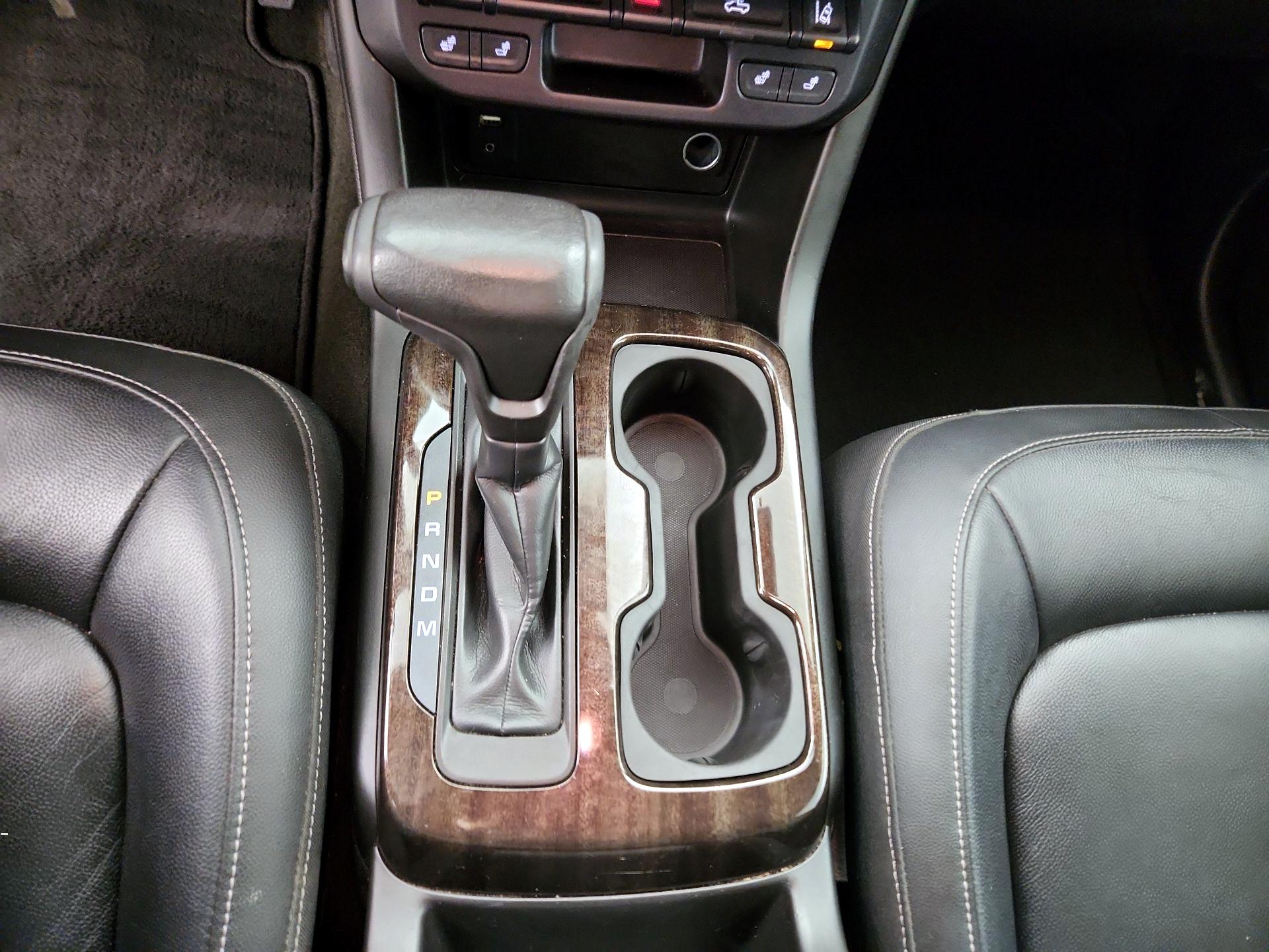 Thumbnail: 2015 GMC Canyon - 17