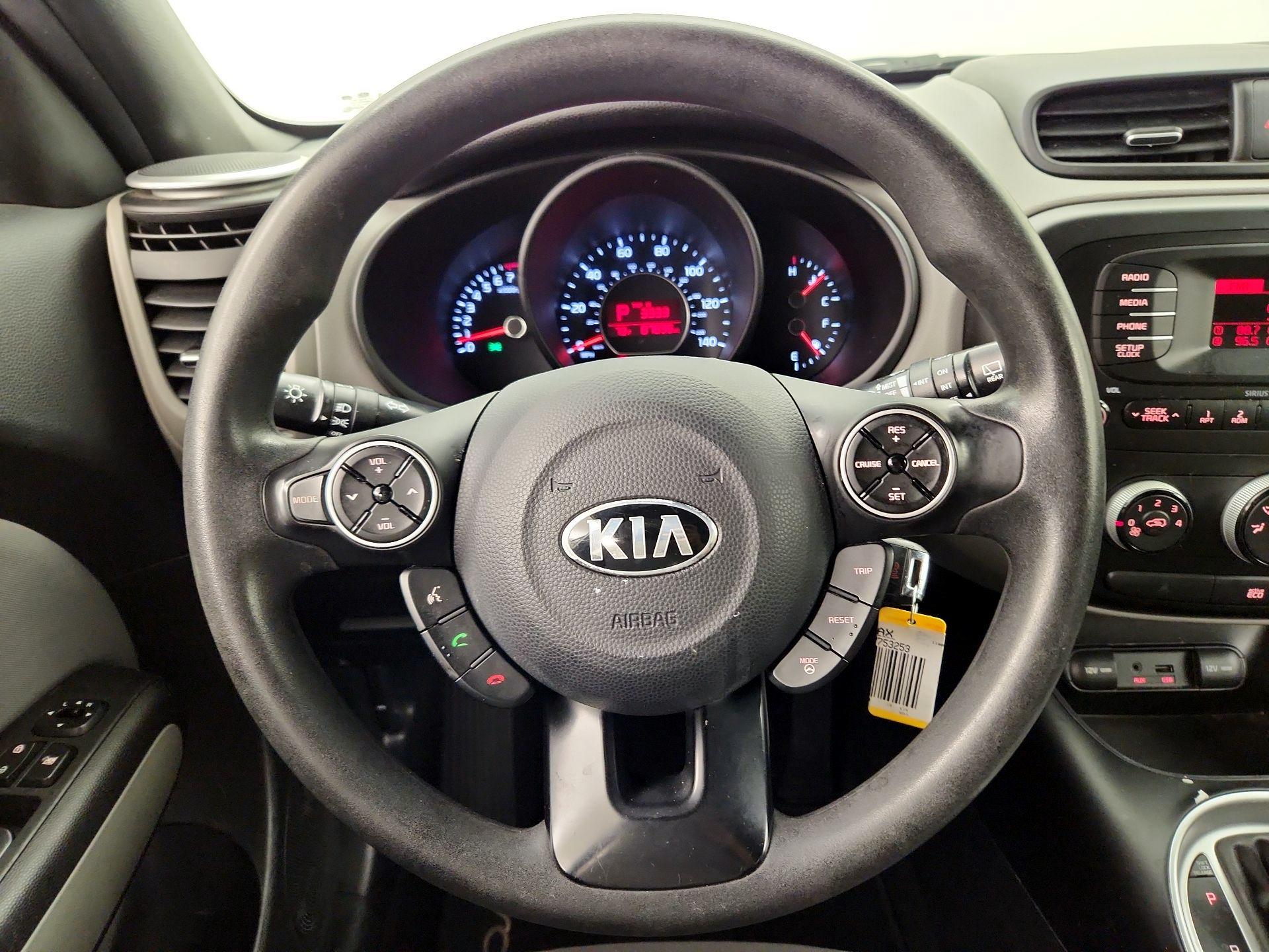 Thumbnail: 2015 Kia Soul - 10