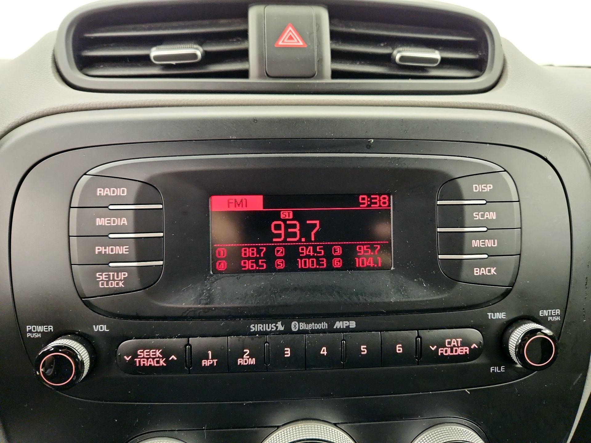 Thumbnail: 2015 Kia Soul - 15