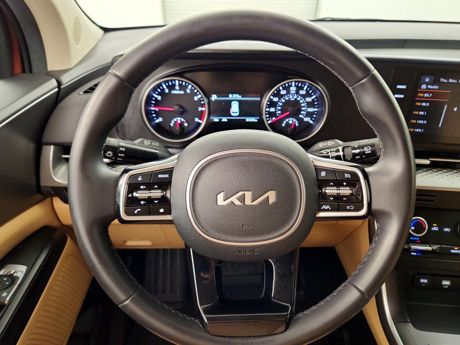 Thumbnail: 2024 Kia Carnival - 10