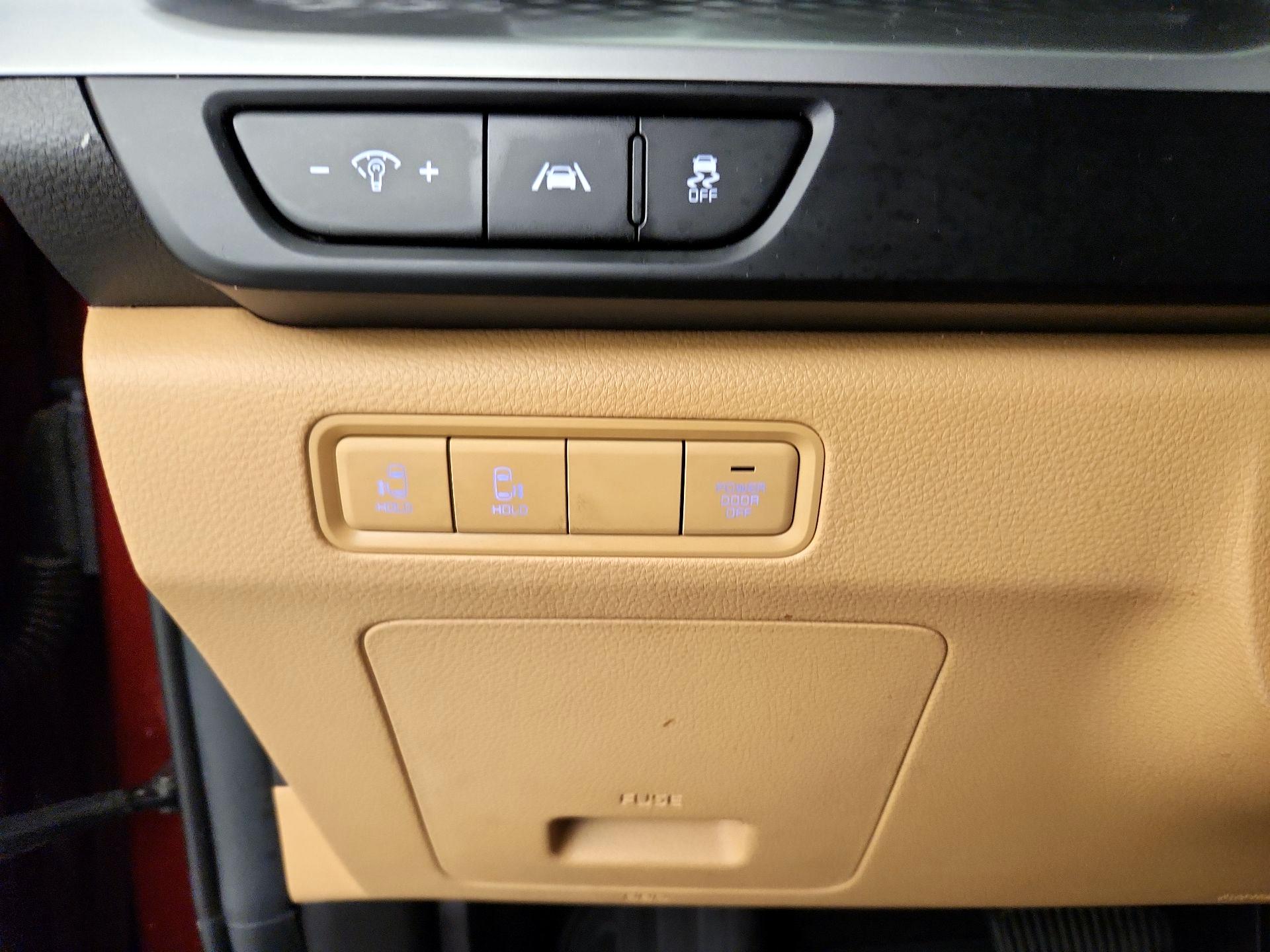 Thumbnail: 2024 Kia Carnival - 13