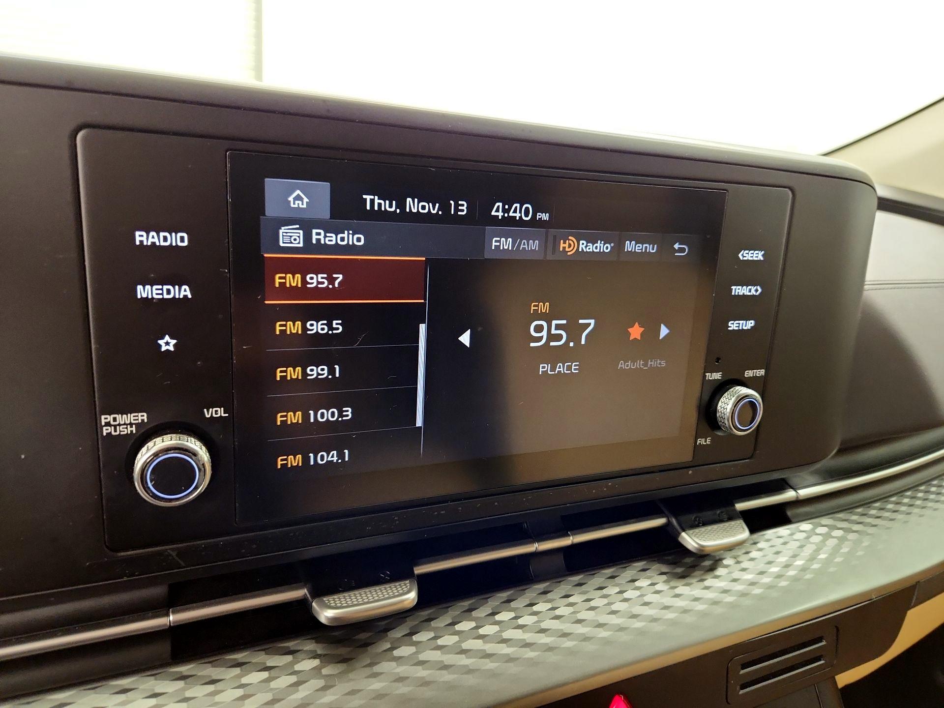 Thumbnail: 2024 Kia Carnival - 15