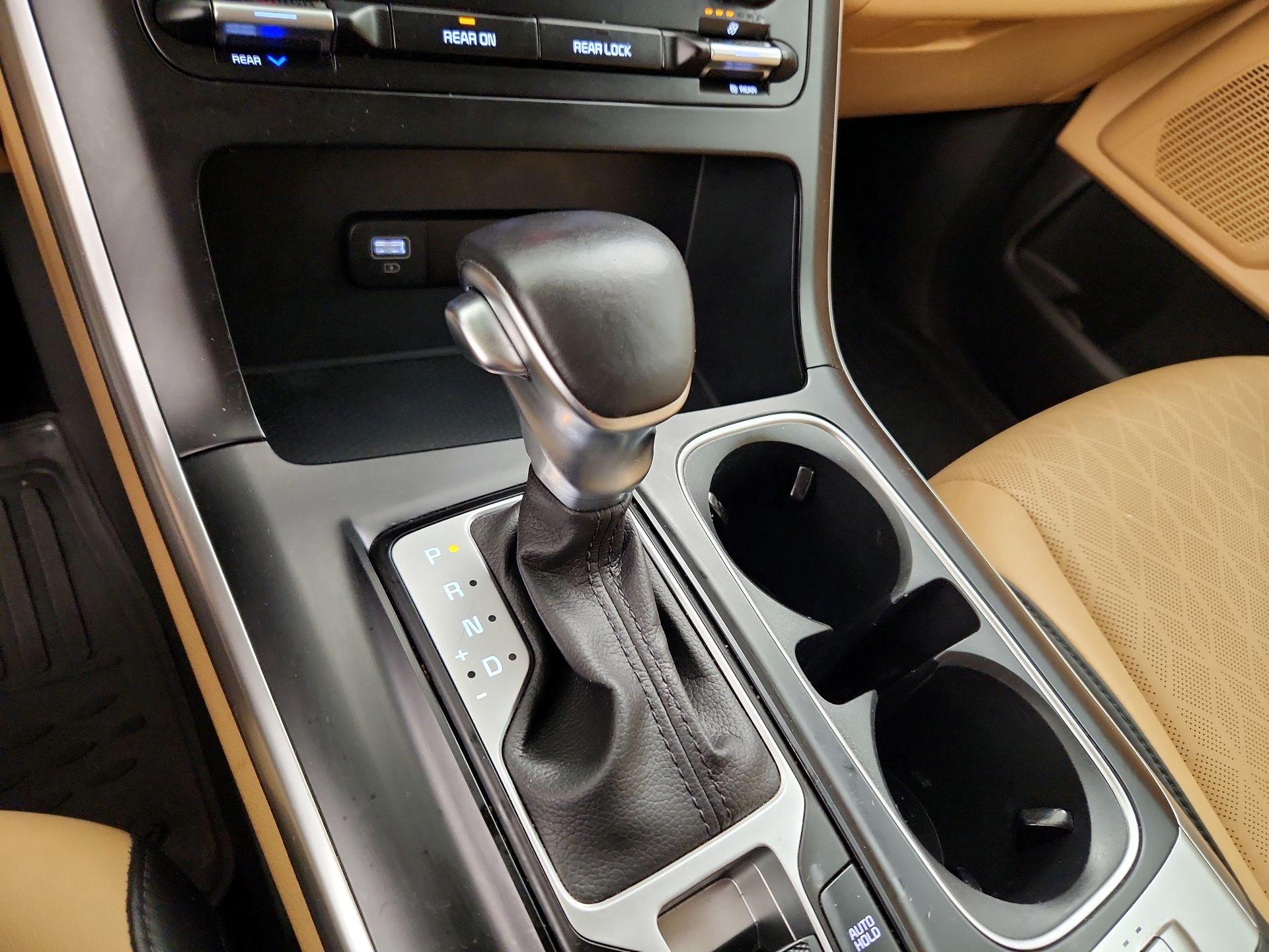 Thumbnail: 2024 Kia Carnival - 17