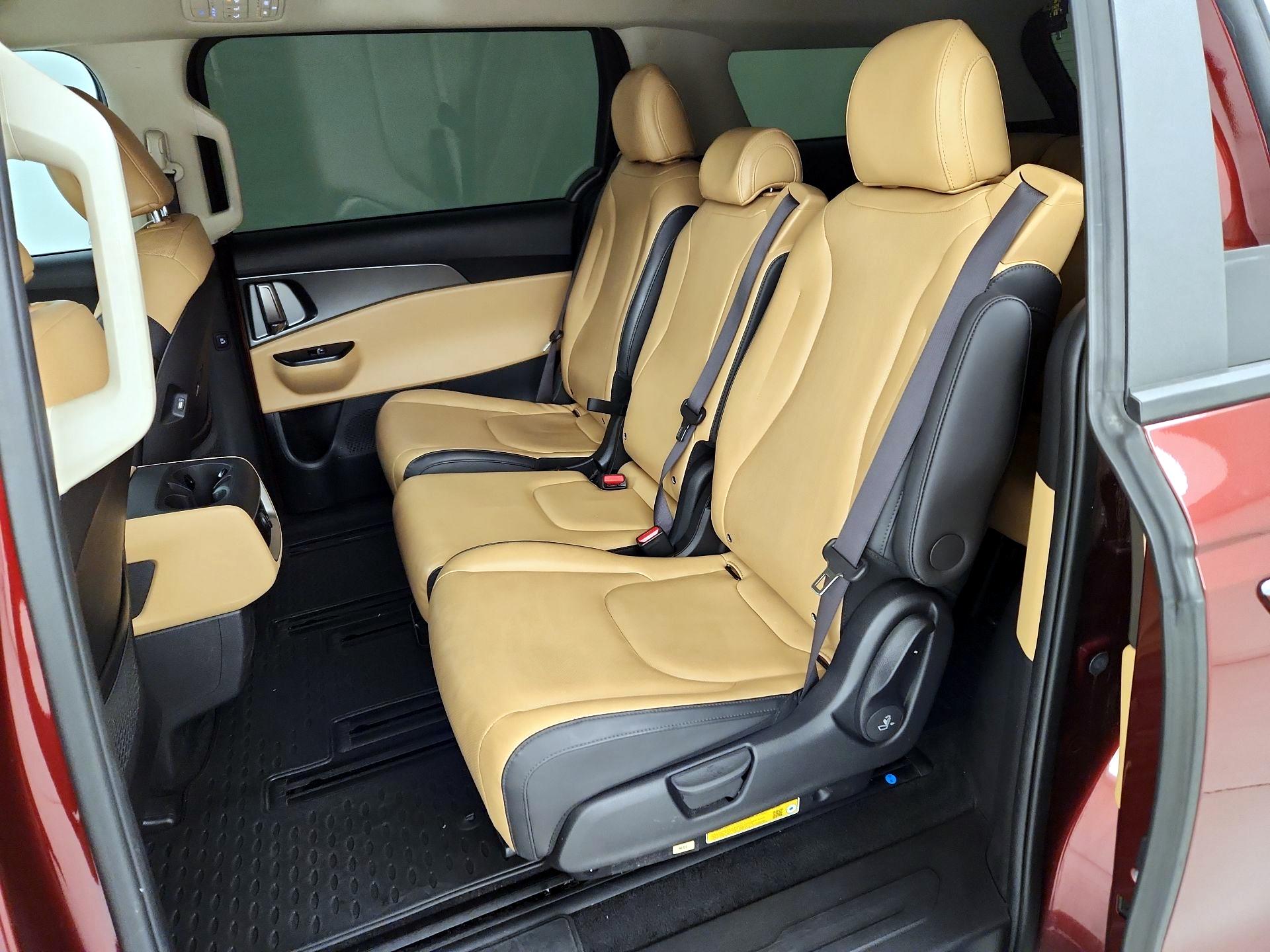 Thumbnail: 2024 Kia Carnival - 19