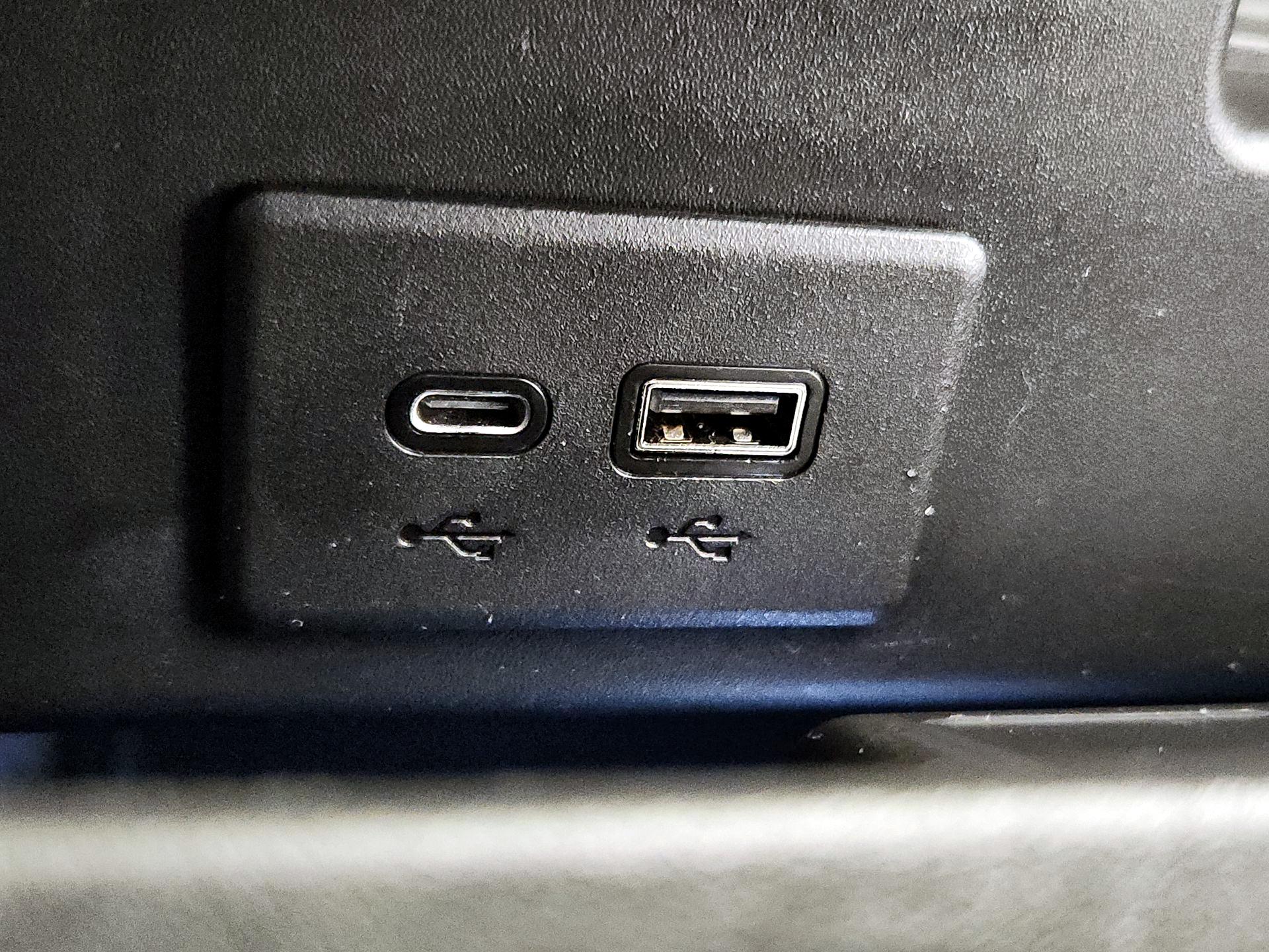 Thumbnail: 2022 Chevrolet Silverado 1500 - 18