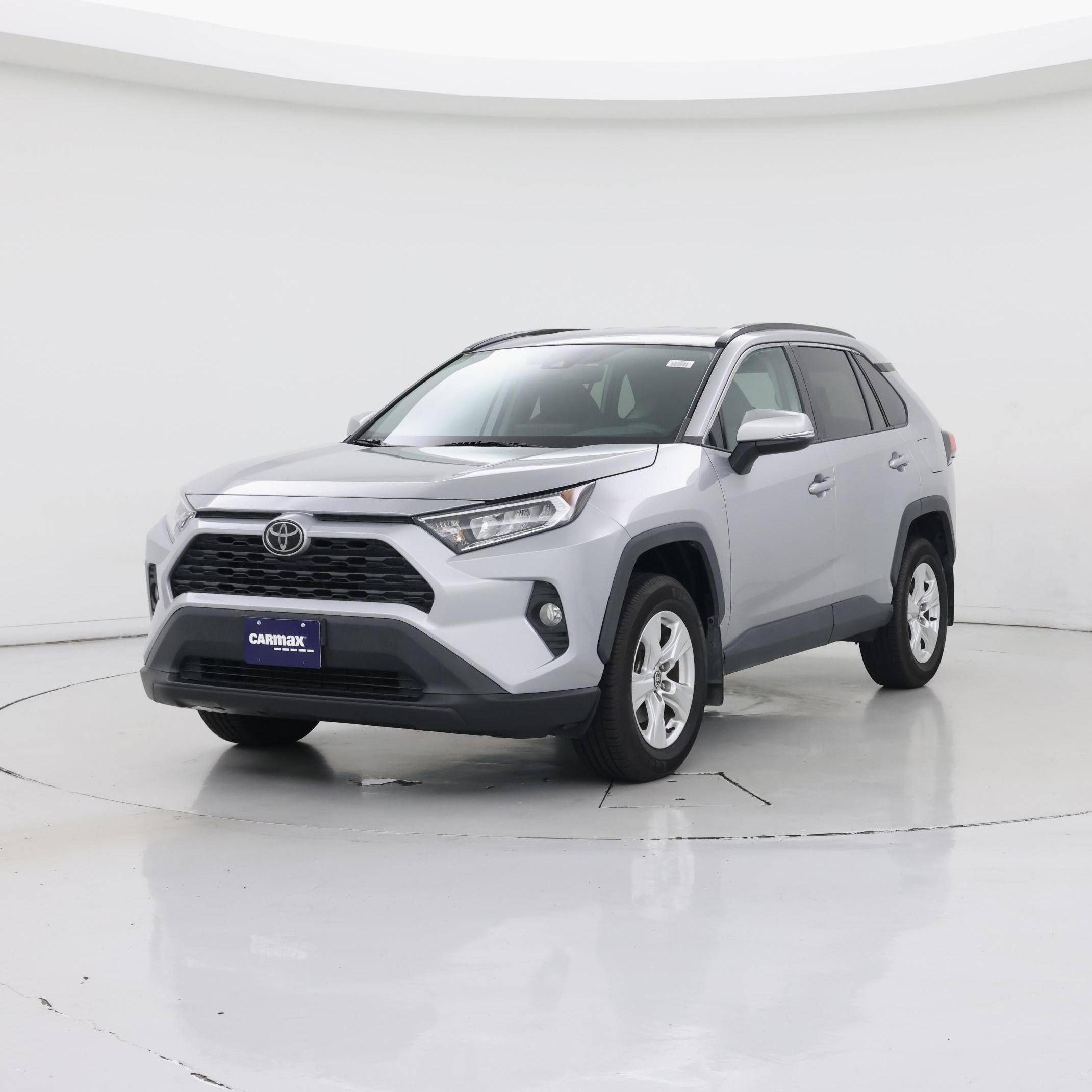 Thumbnail: 2021 Toyota RAV4 - 4
