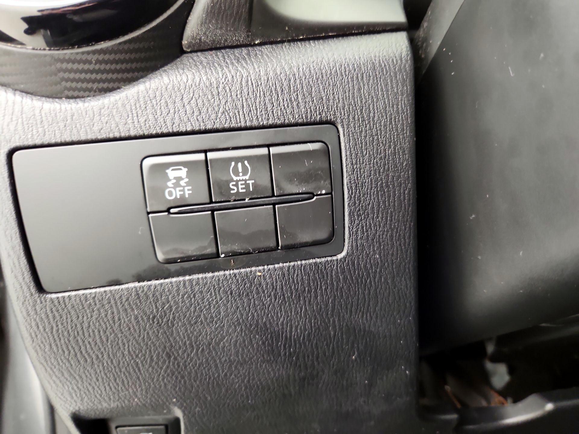 Thumbnail: 2020 Toyota Yaris - 13