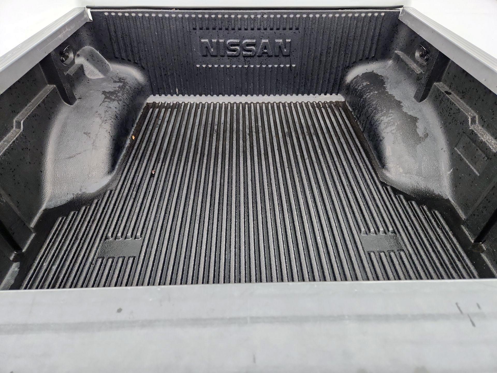 Thumbnail: 2016 Nissan Frontier - 18