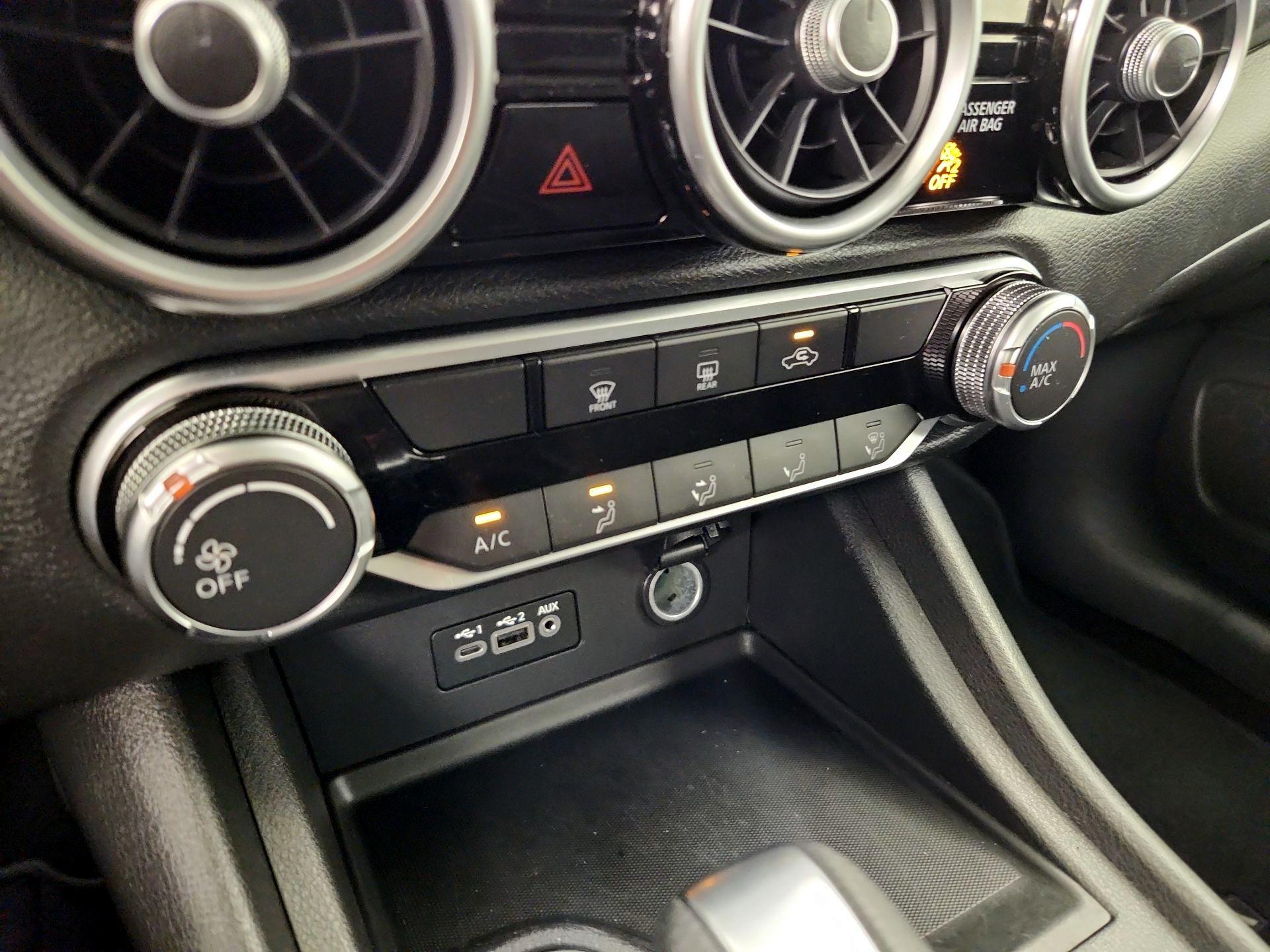 Thumbnail: 2022 Nissan Sentra - 16