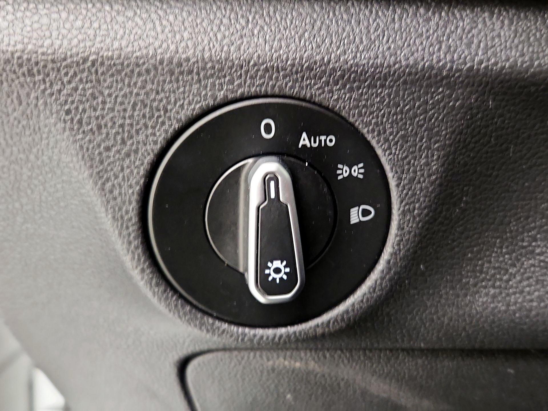 Thumbnail: 2021 Volkswagen Jetta - 13