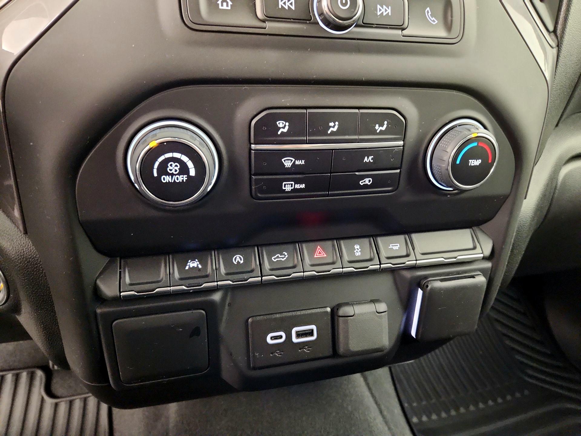 Thumbnail: 2024 Chevrolet Silverado 1500 - 16