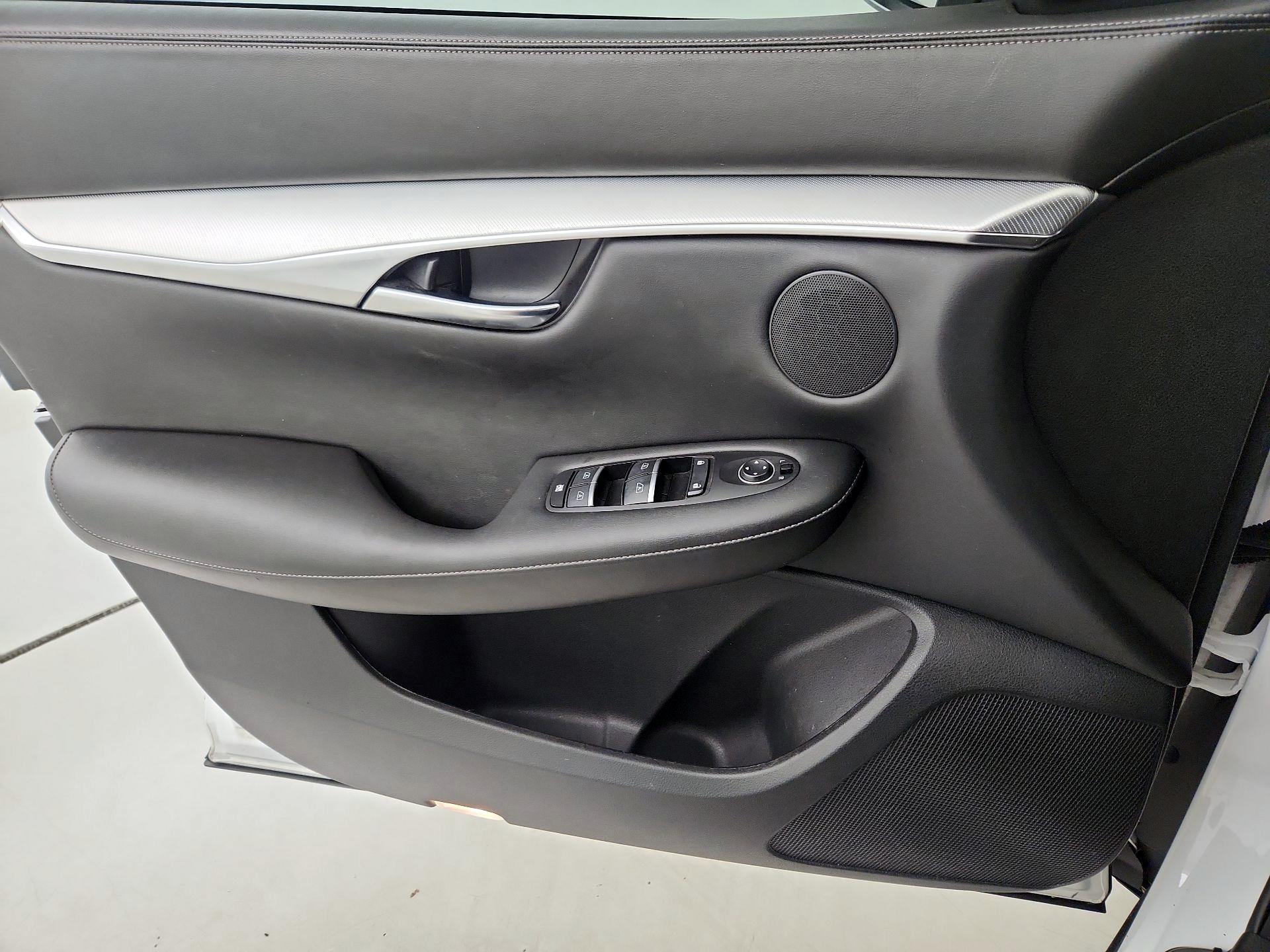 Thumbnail: 2020 INFINITI QX50 - 12