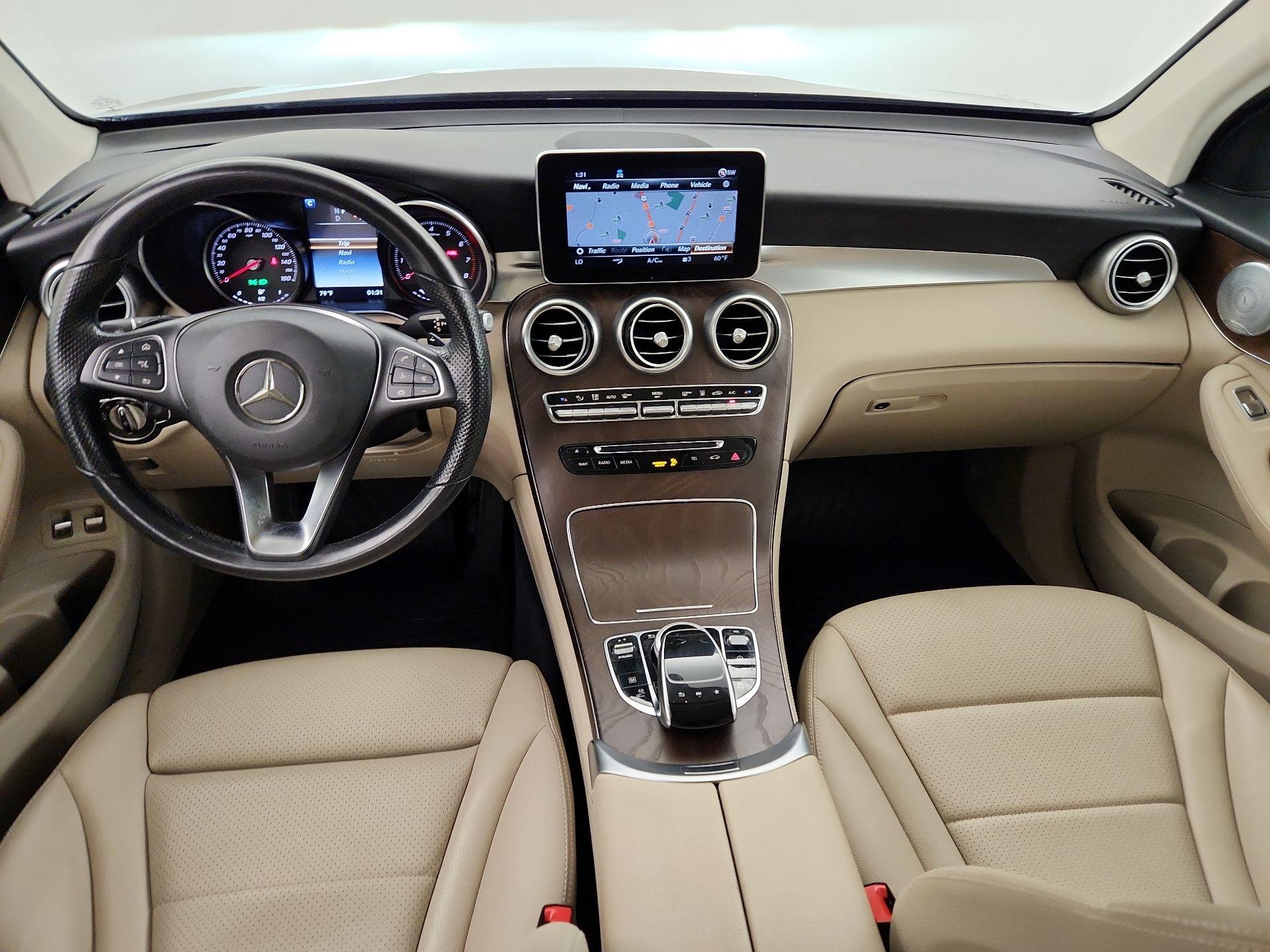 Thumbnail: 2019 Mercedes-Benz GLC - 9