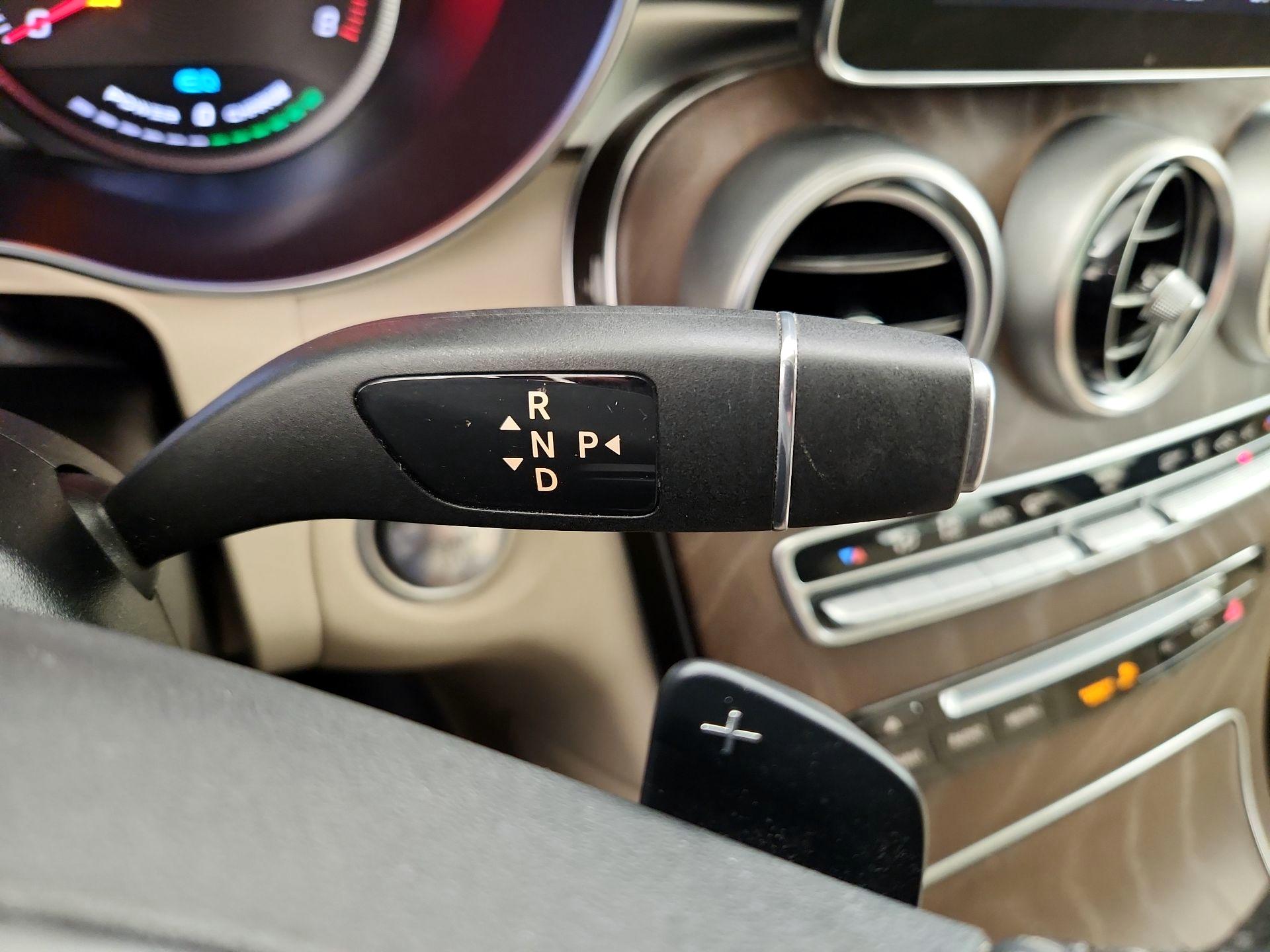 Thumbnail: 2019 Mercedes-Benz GLC - 18