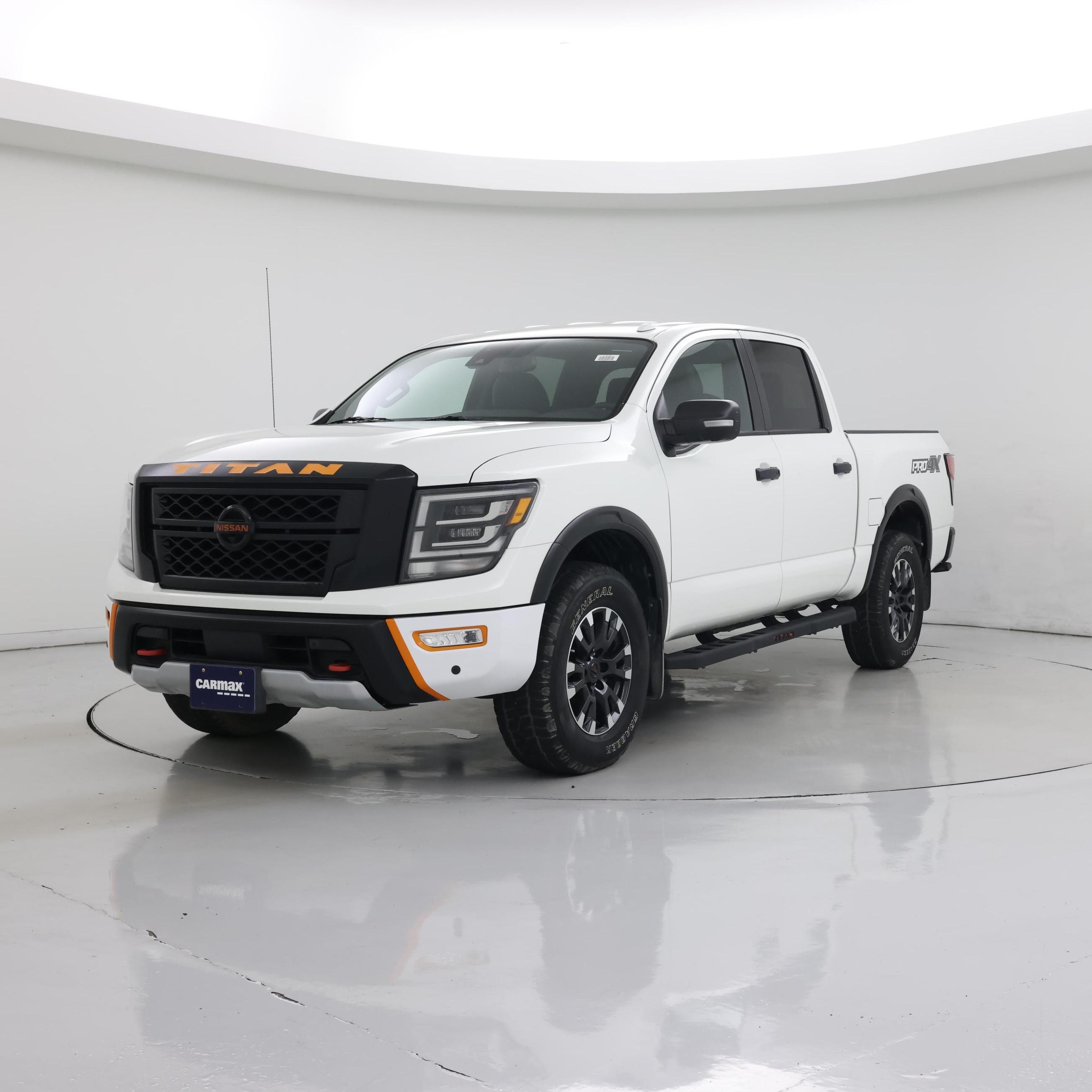 Thumbnail: 2020 Nissan Titan - 4