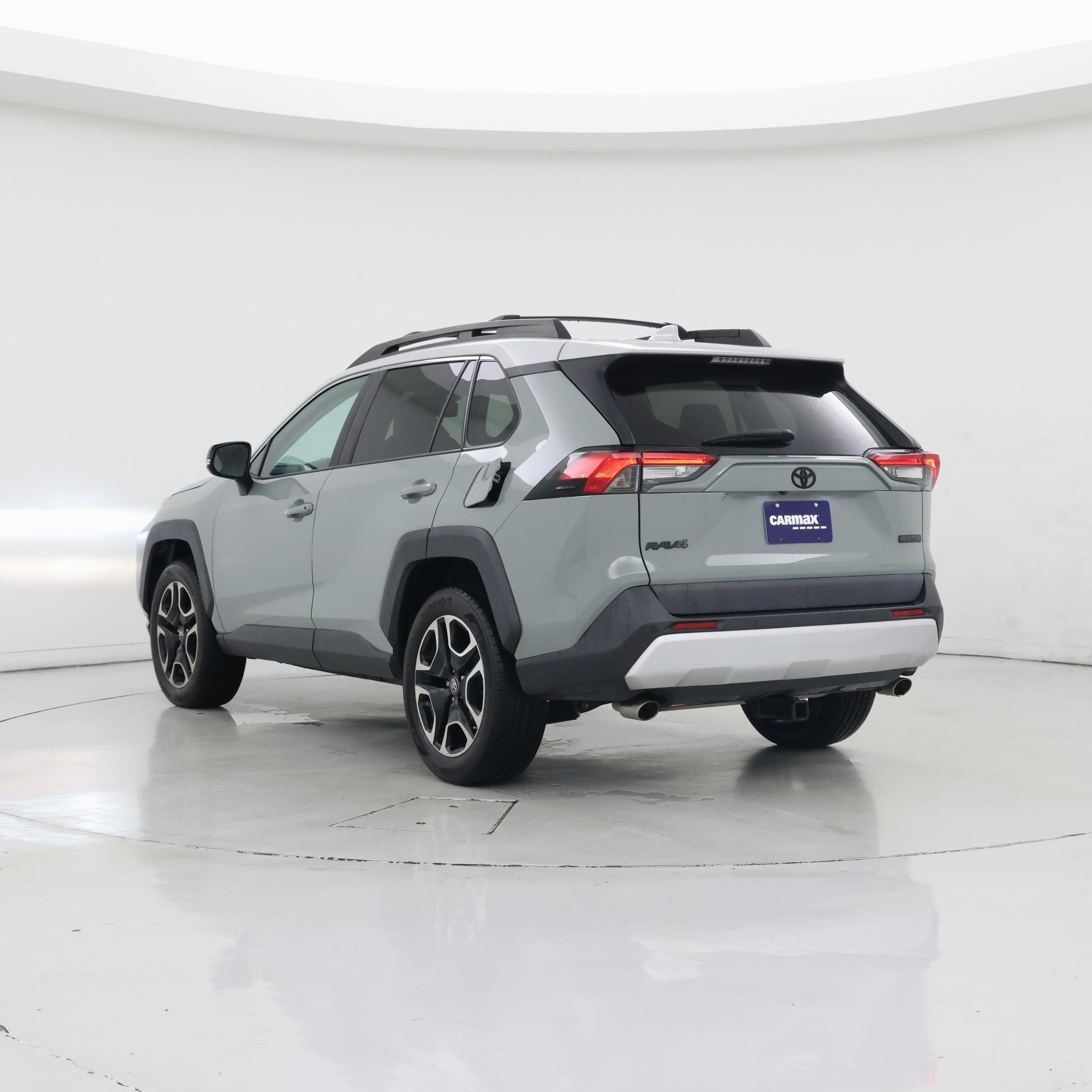 Thumbnail: 2019 Toyota RAV4 - 2
