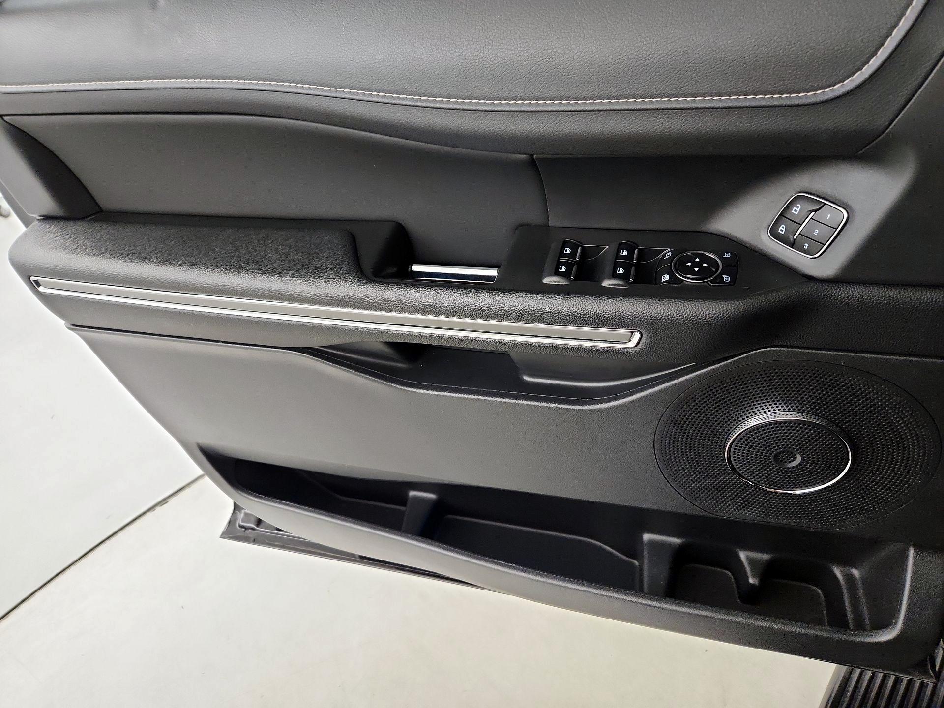 Thumbnail: 2024 Ford Expedition - 12