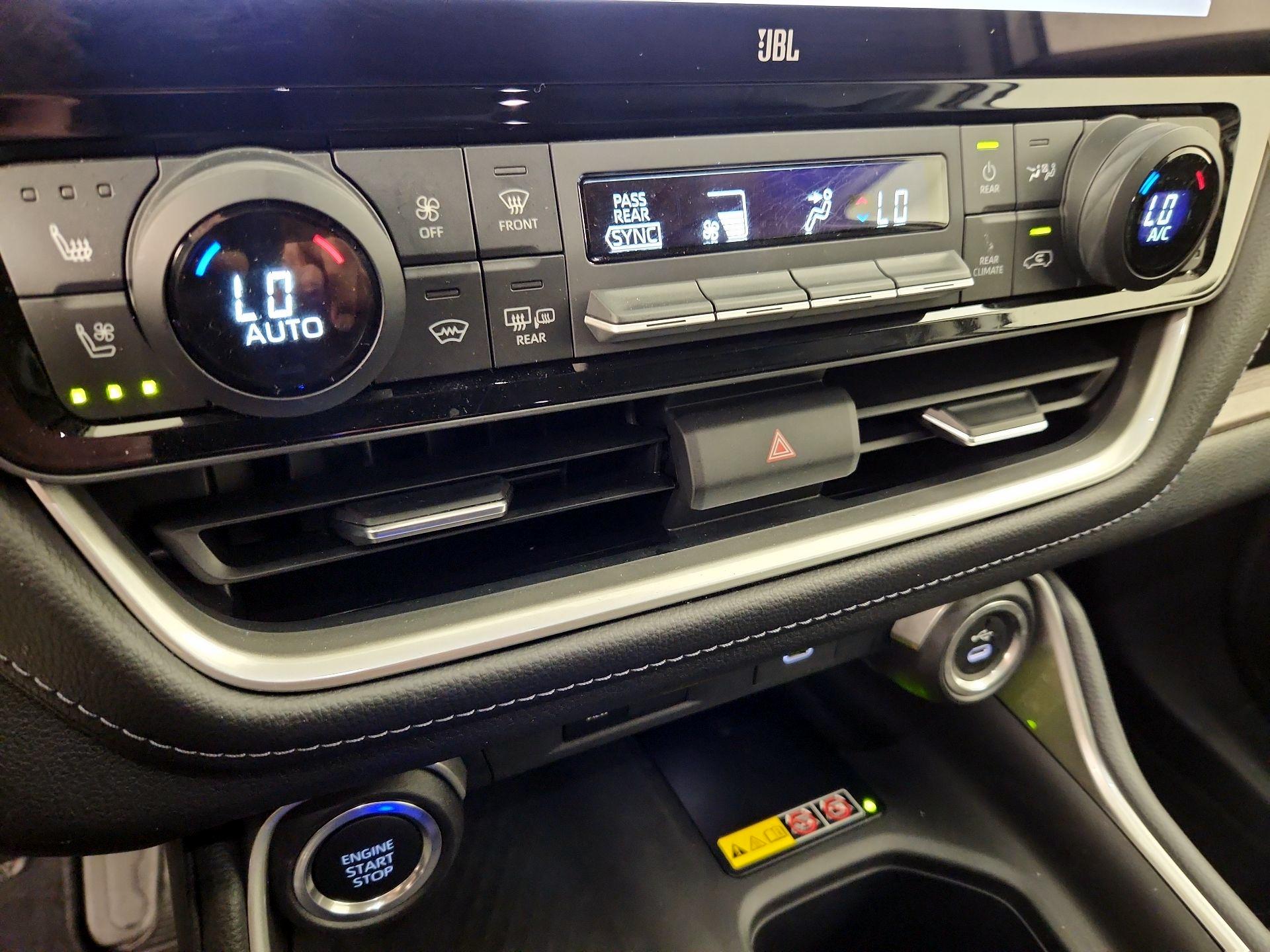 Thumbnail: 2025 Toyota Grand Highlander - 16