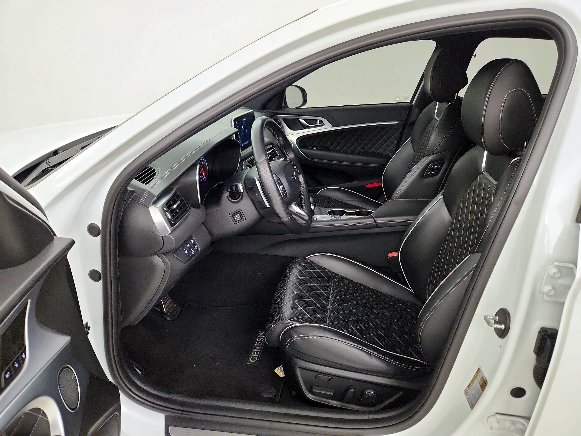 Thumbnail: 2021 Genesis G70 - 11