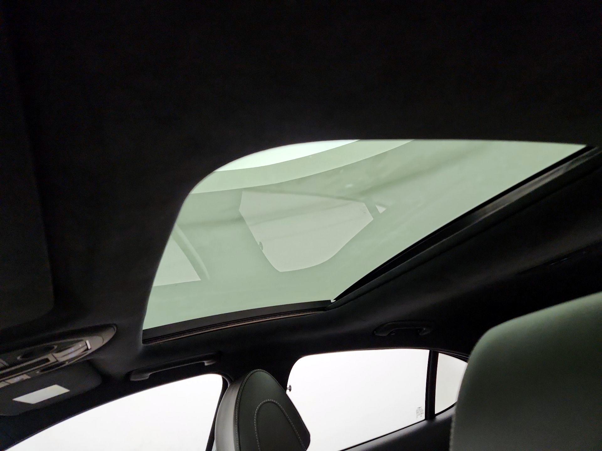 Thumbnail: 2021 Genesis G70 - 20