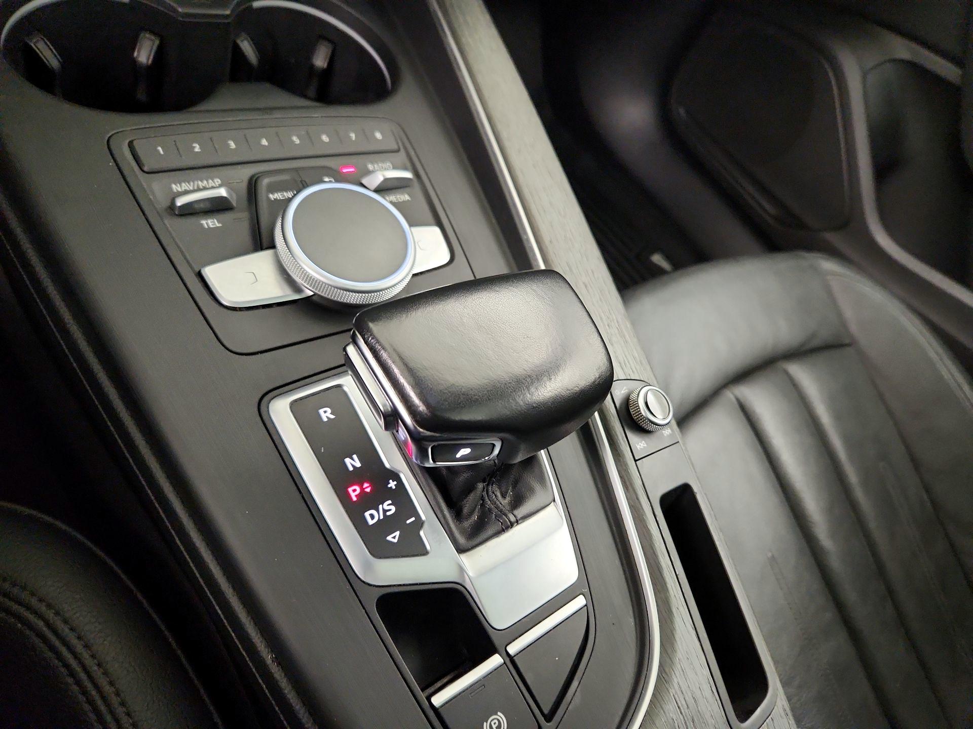 Thumbnail: 2018 Audi A4 - 18