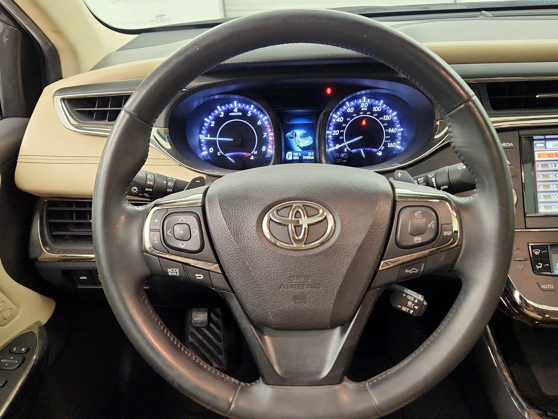 Thumbnail: 2014 Toyota Avalon - 10