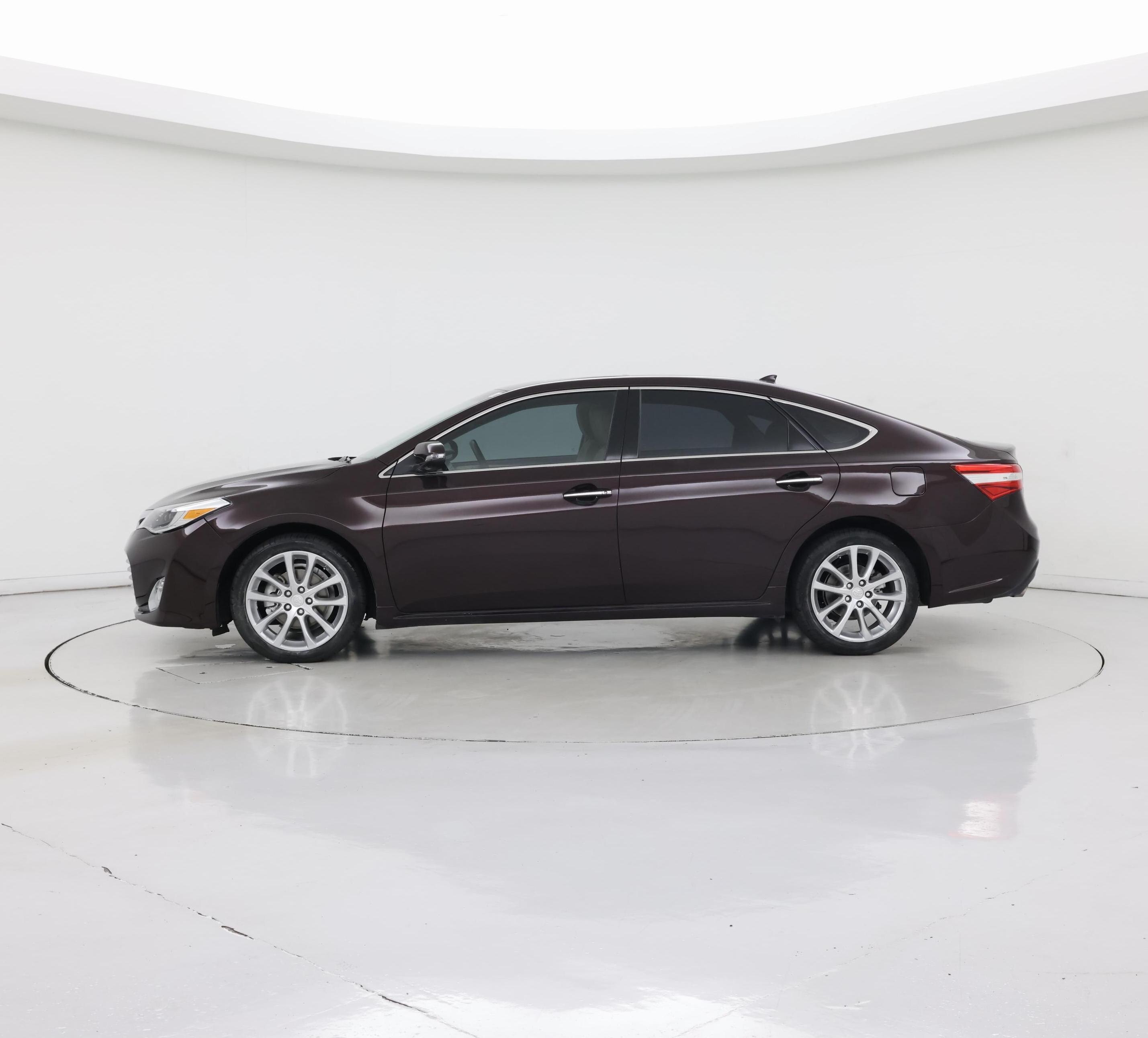 Thumbnail: 2014 Toyota Avalon - 3