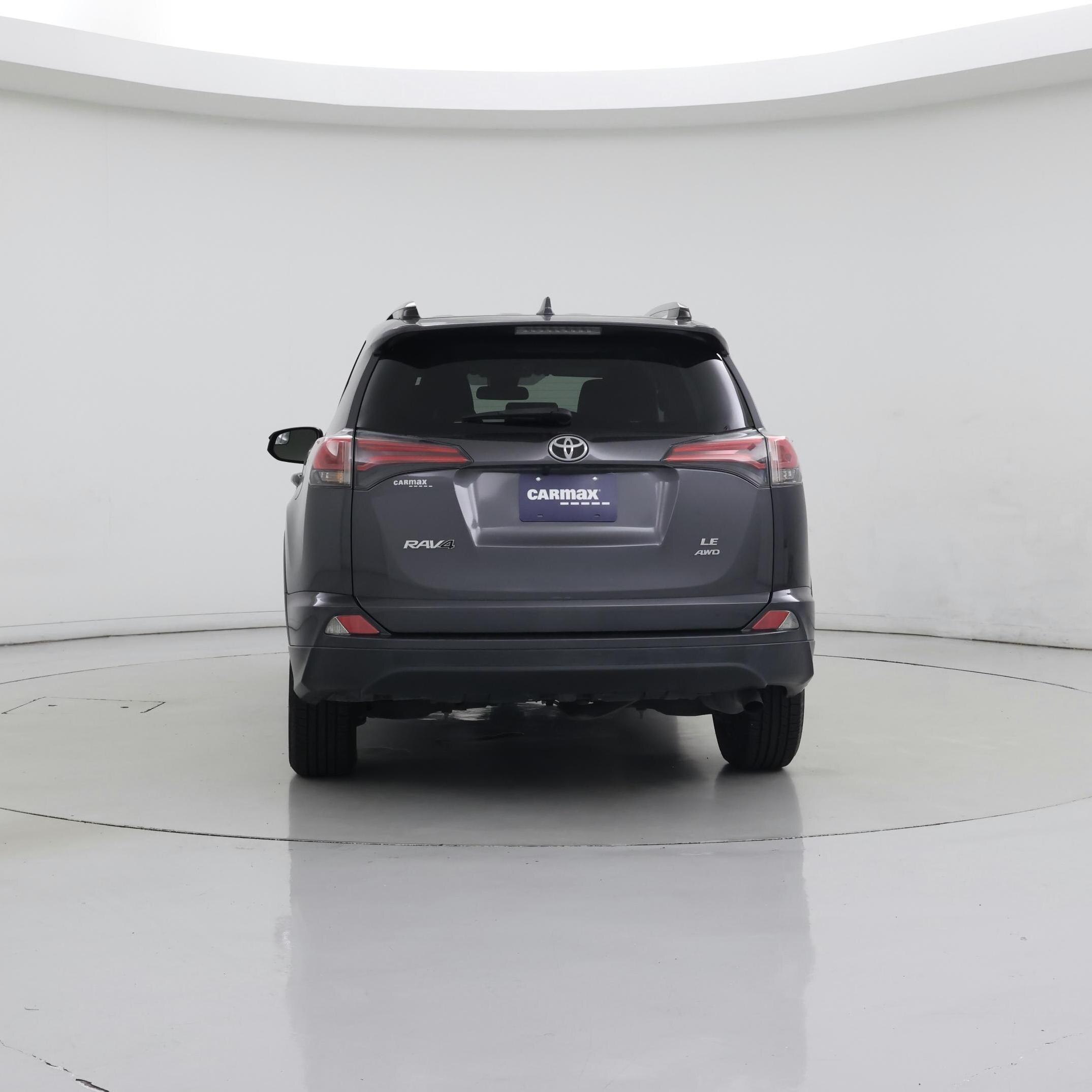 Thumbnail: 2018 Toyota RAV4 - 6