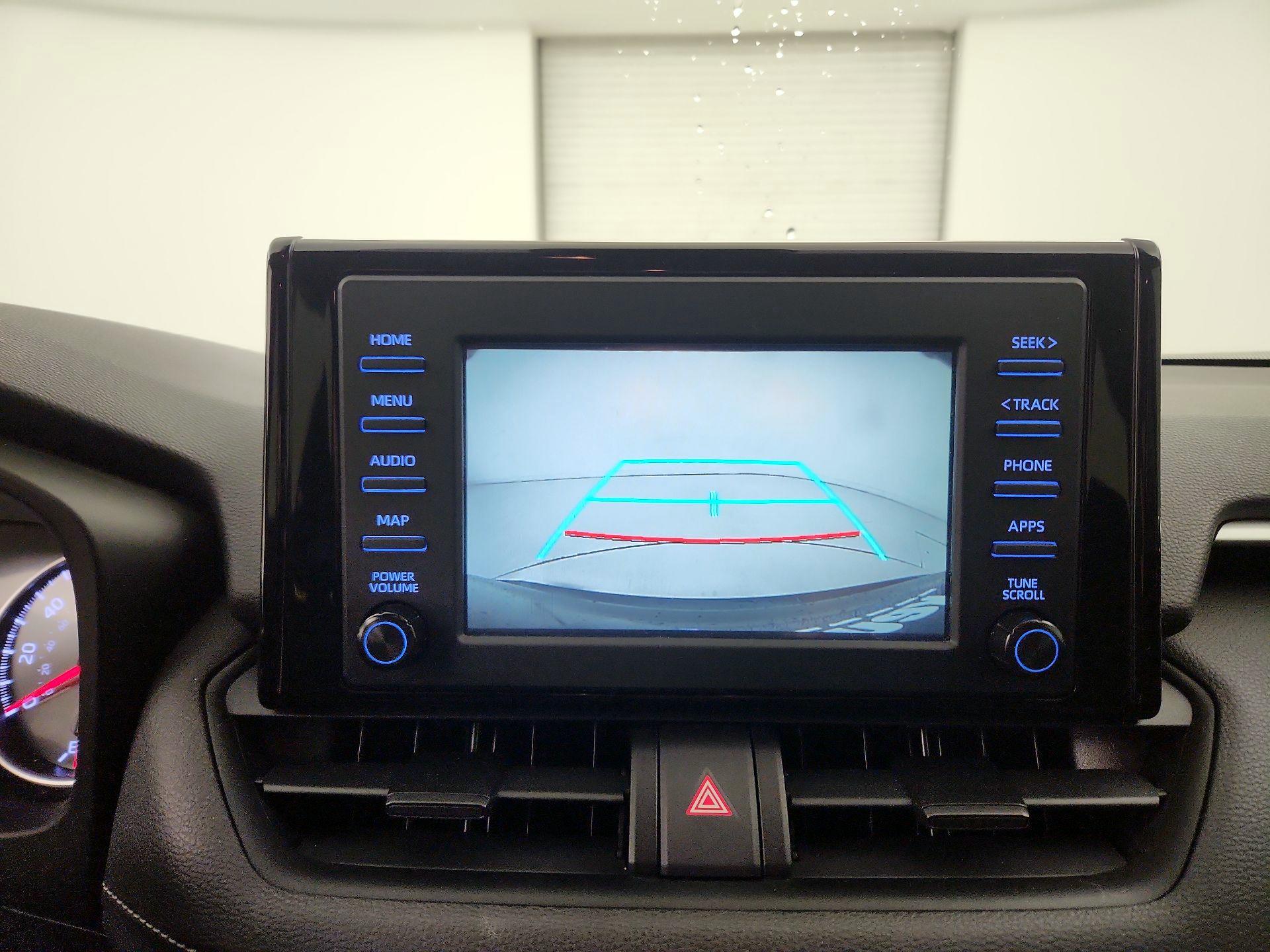 Thumbnail: 2019 Toyota RAV4 - 14