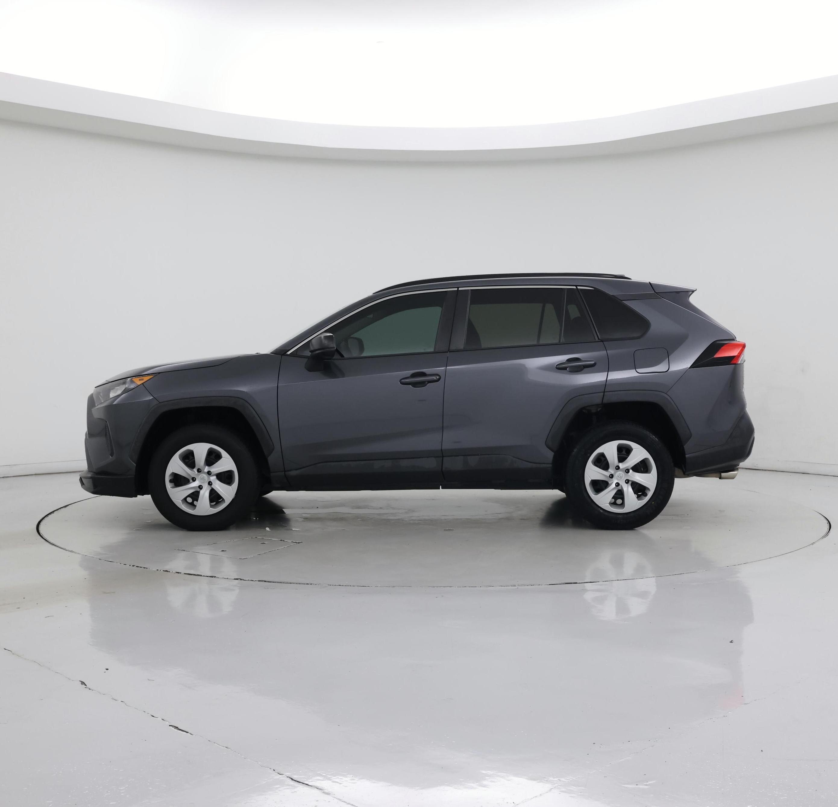 Thumbnail: 2019 Toyota RAV4 - 3