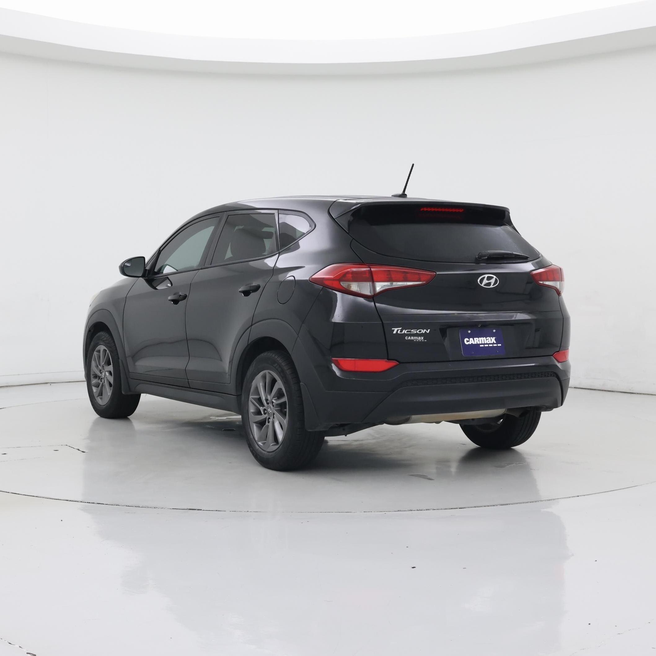 Thumbnail: 2016 Hyundai Tucson - 2