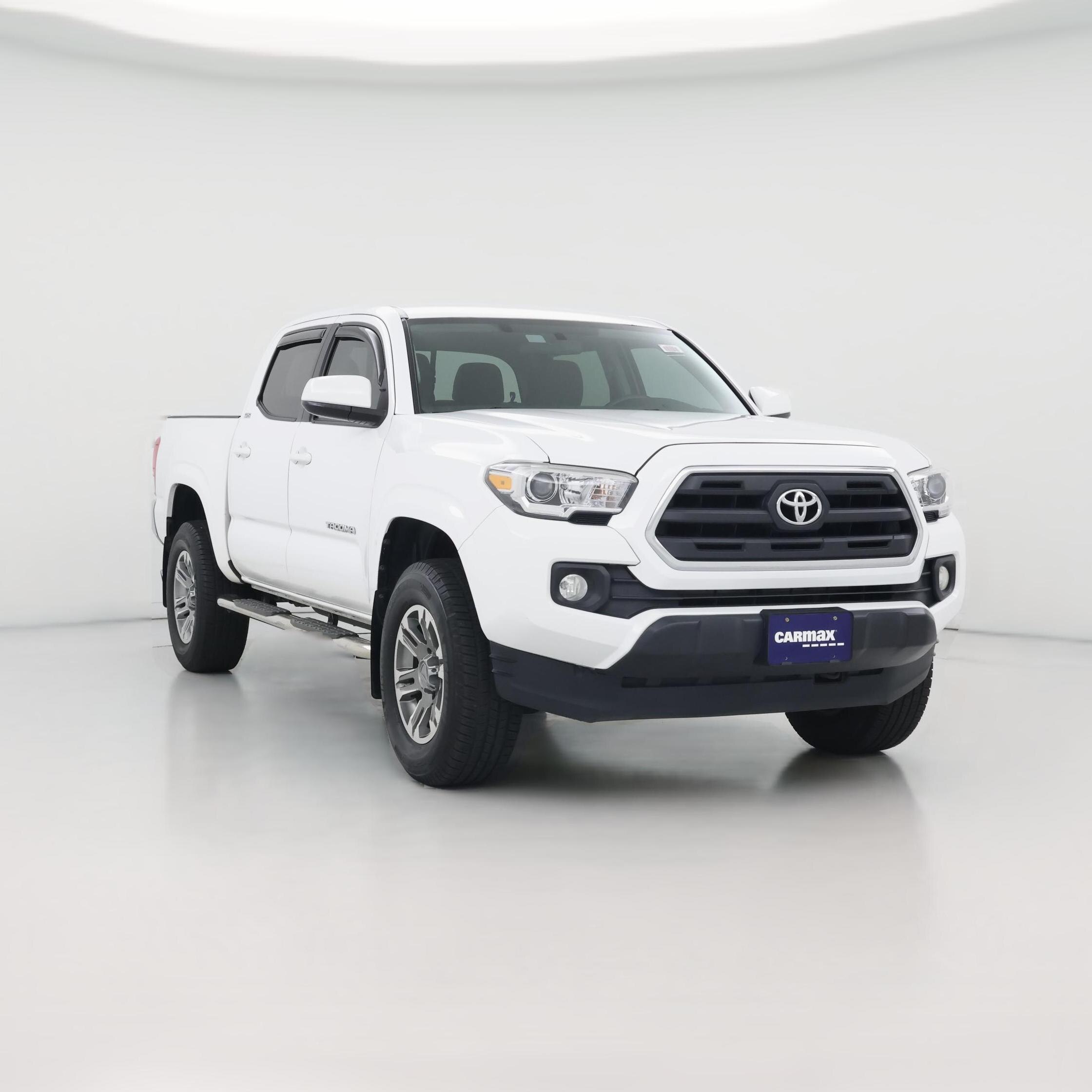 Thumbnail: 2016 Toyota Tacoma - 1