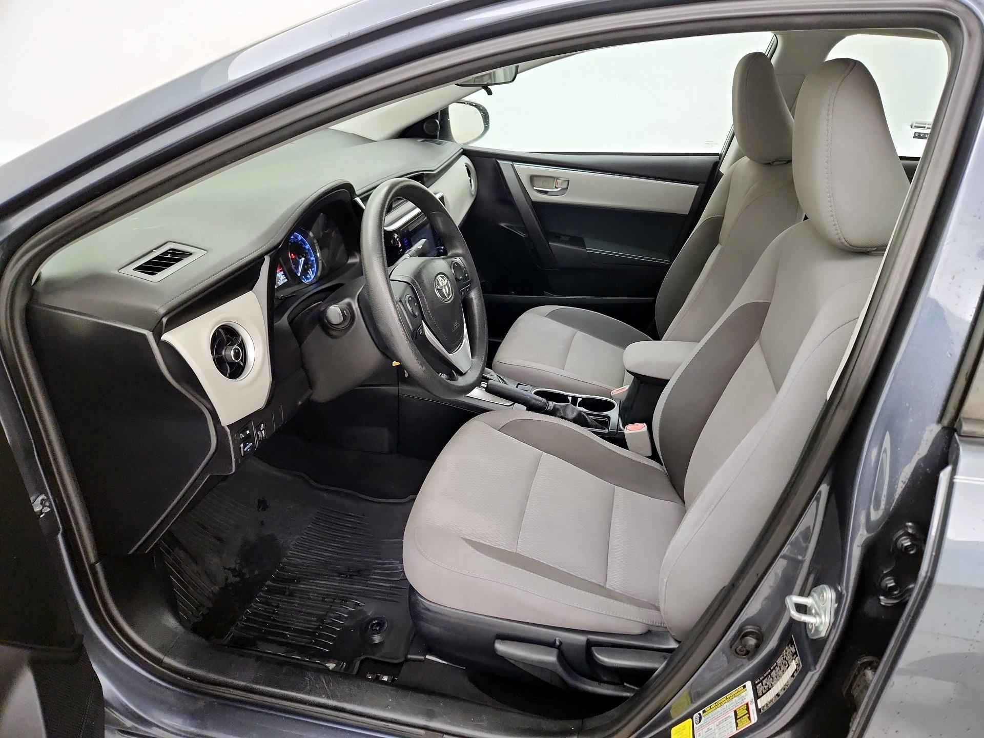 Thumbnail: 2017 Toyota Corolla - 11