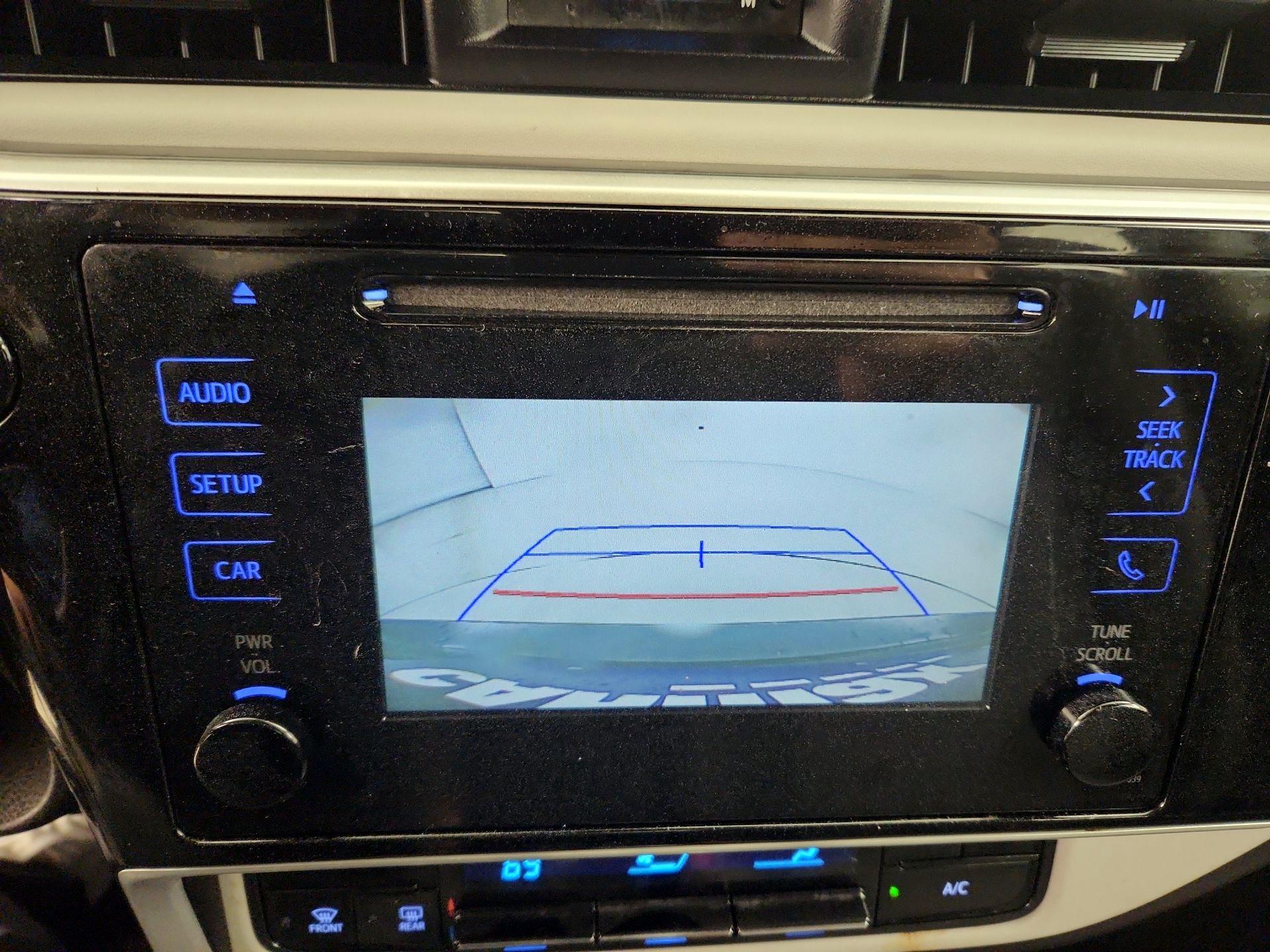 Thumbnail: 2017 Toyota Corolla - 14